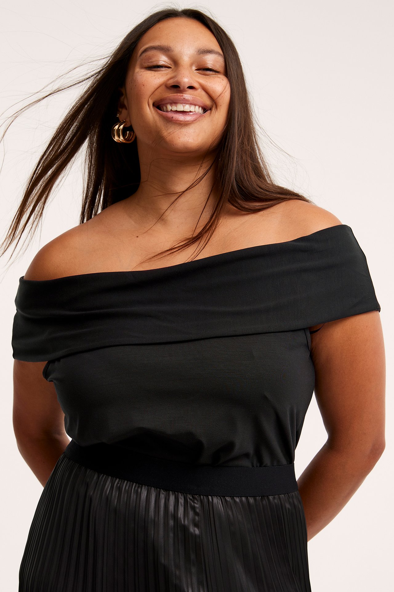 Off shoulder-topp - Svart - 1