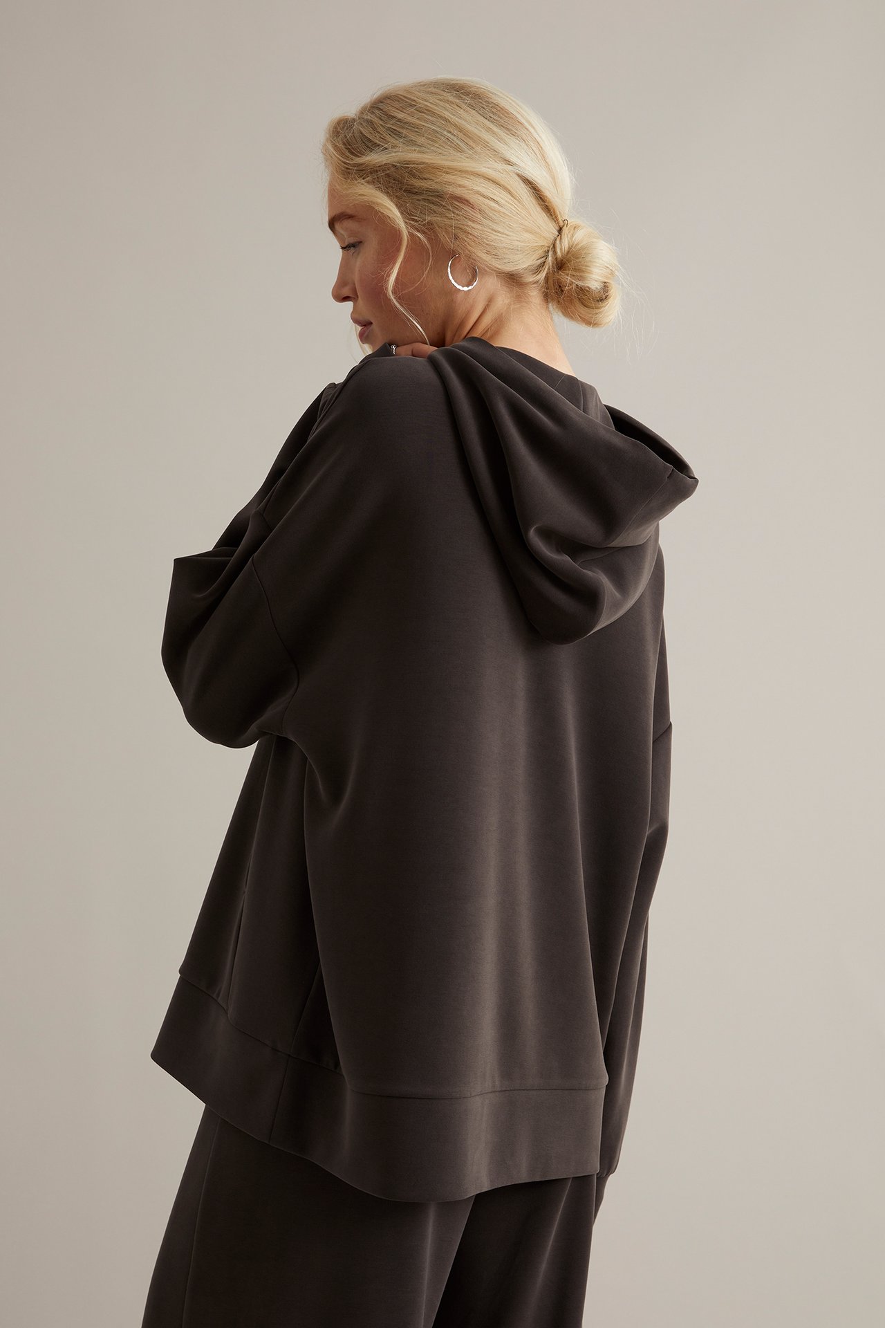 Hoodie - Brun - 5