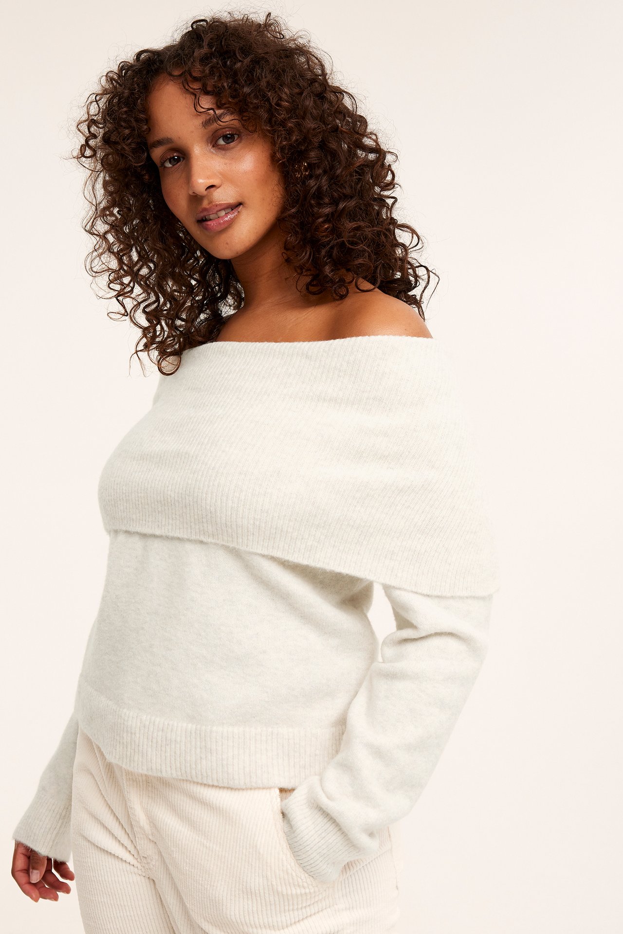 Off shoulder-strikkegenser - Offwhite - 168cm / Storlek: M - 2