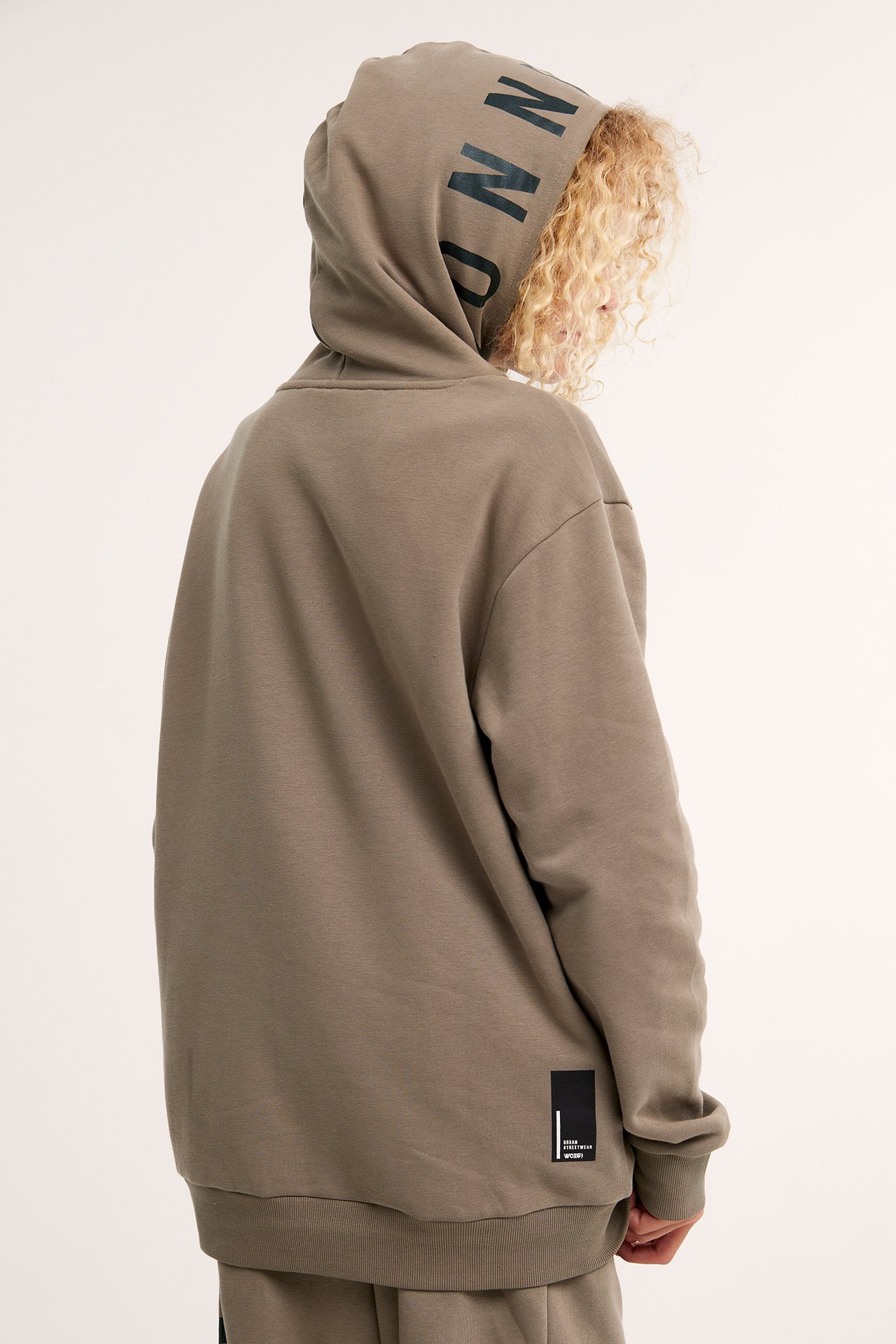 Hoodie med tryck - Brun - 4