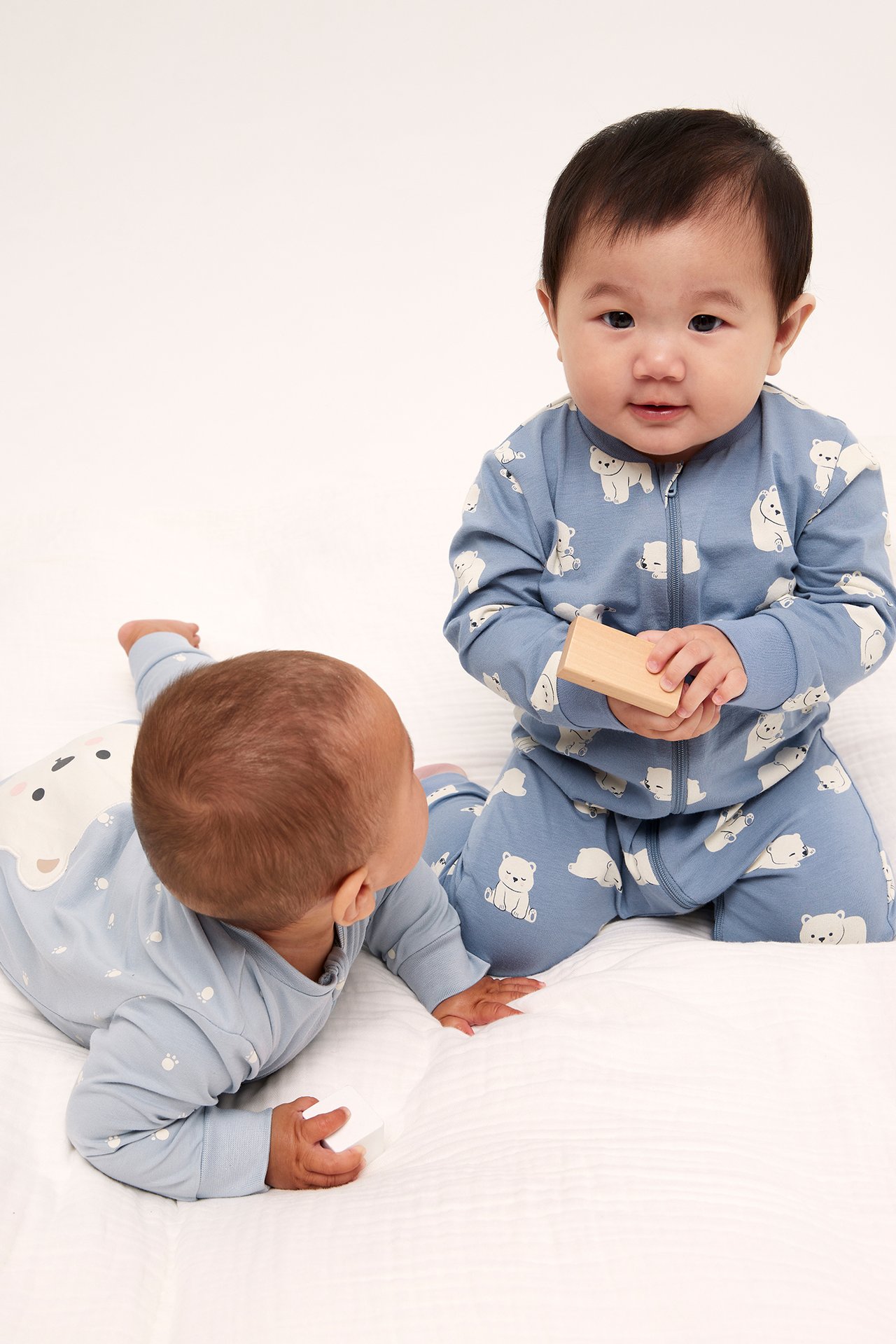 2 kpl kuviollisia pyjamia - Sininen - 1