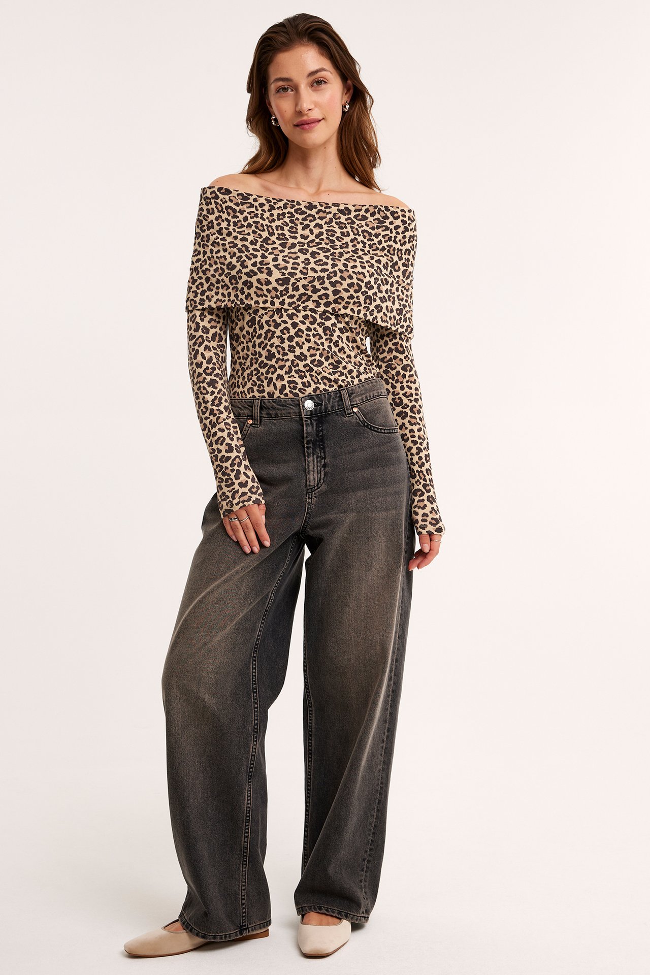 Langermet off shoulder-topp - Brun - 2