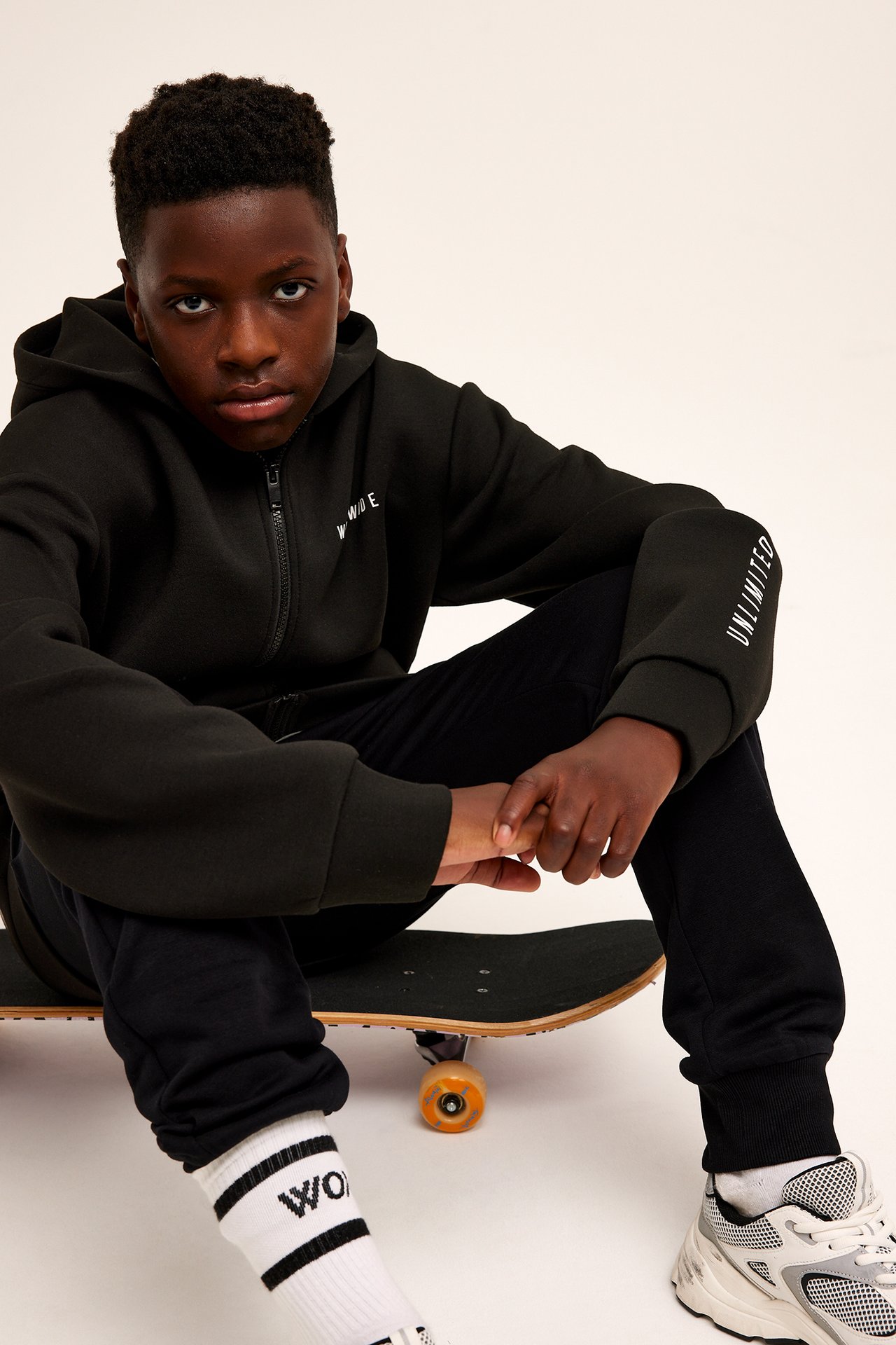 Hoodie i scuba - Svart - 3