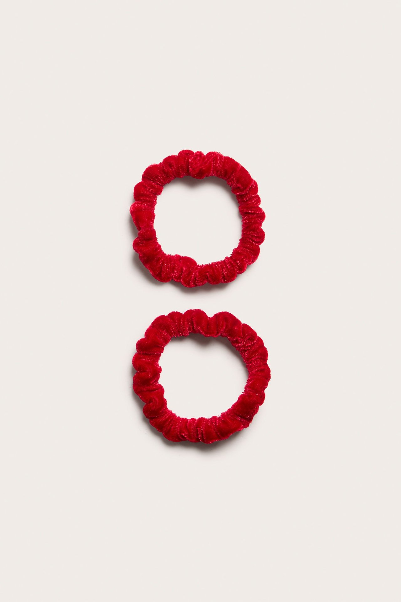 Scrunchie i velour 2-pack - Röd - 1