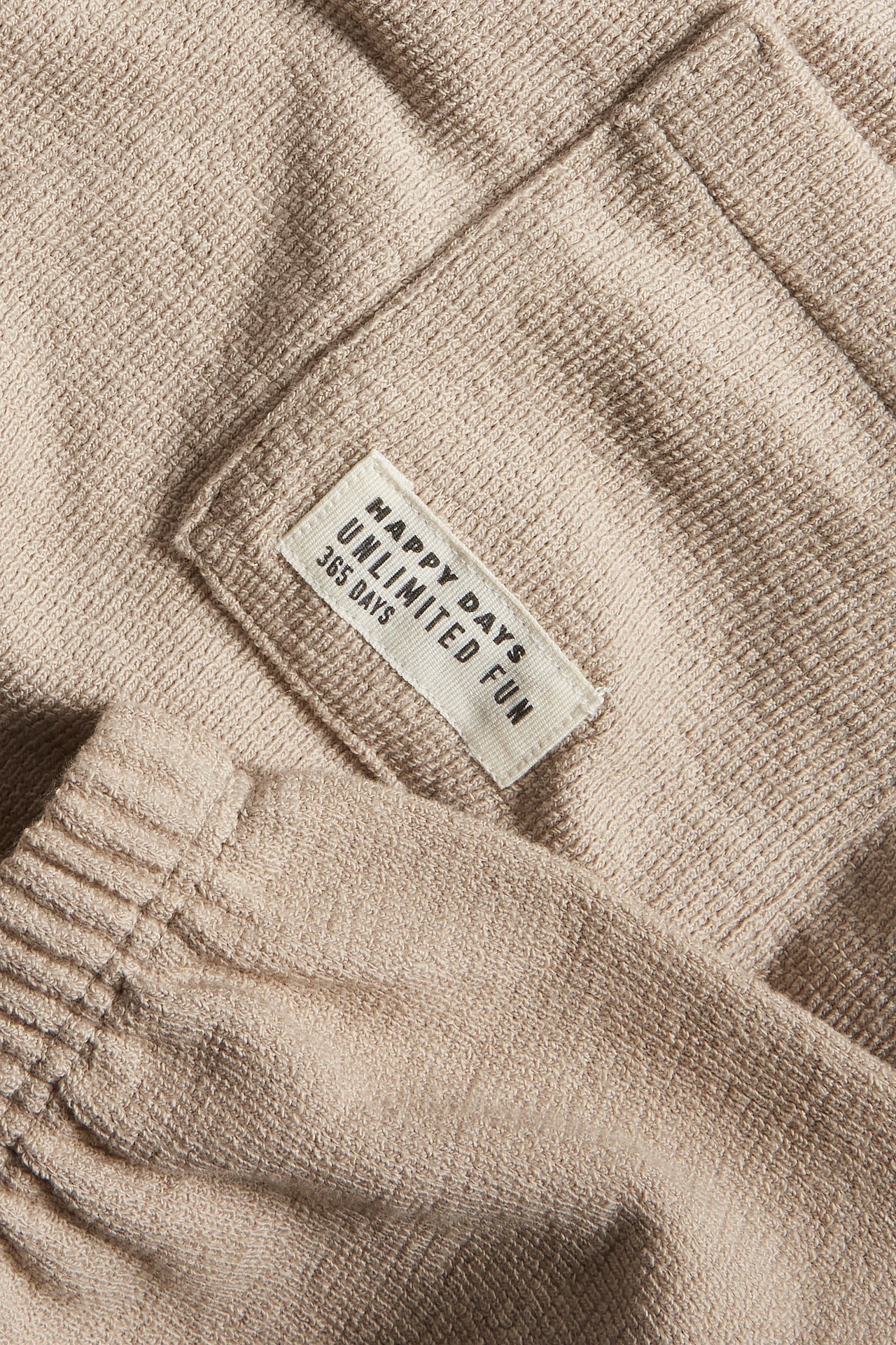 Tekstuuripintainen collegepaita - Beige - 6