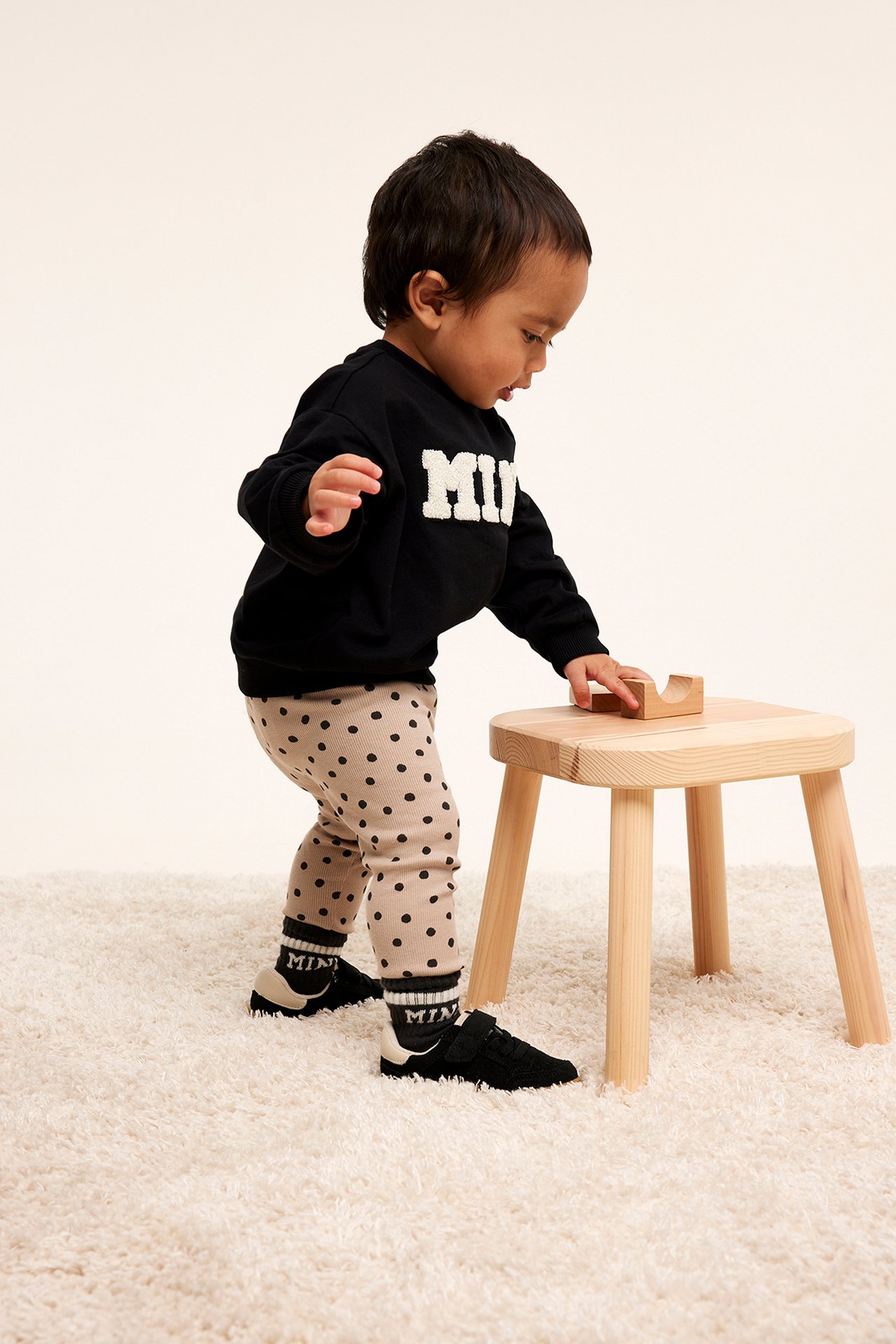 Sweatshirt med applikation - Svart - 2