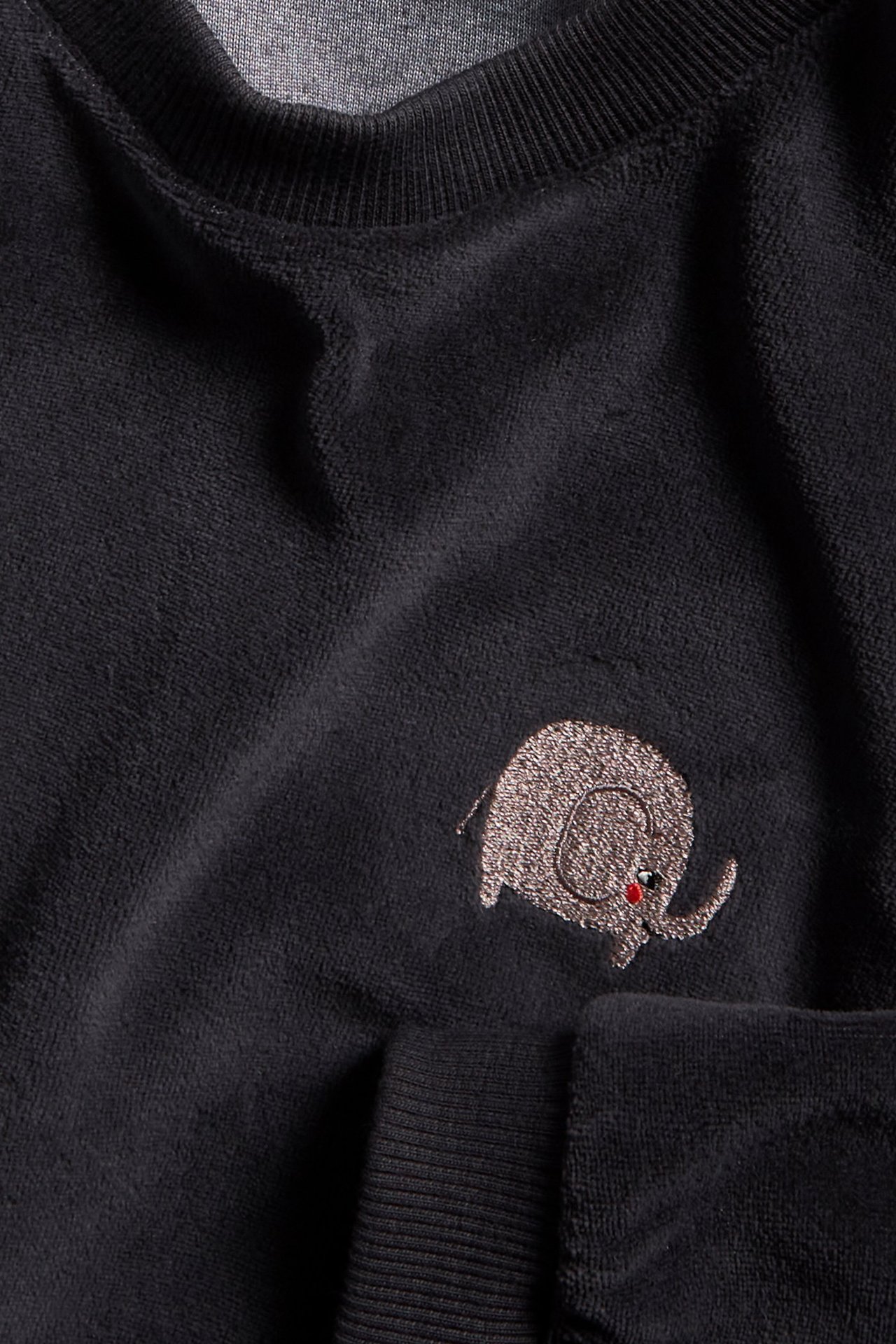 Värmande sweatshirt i velour - Svart - 2