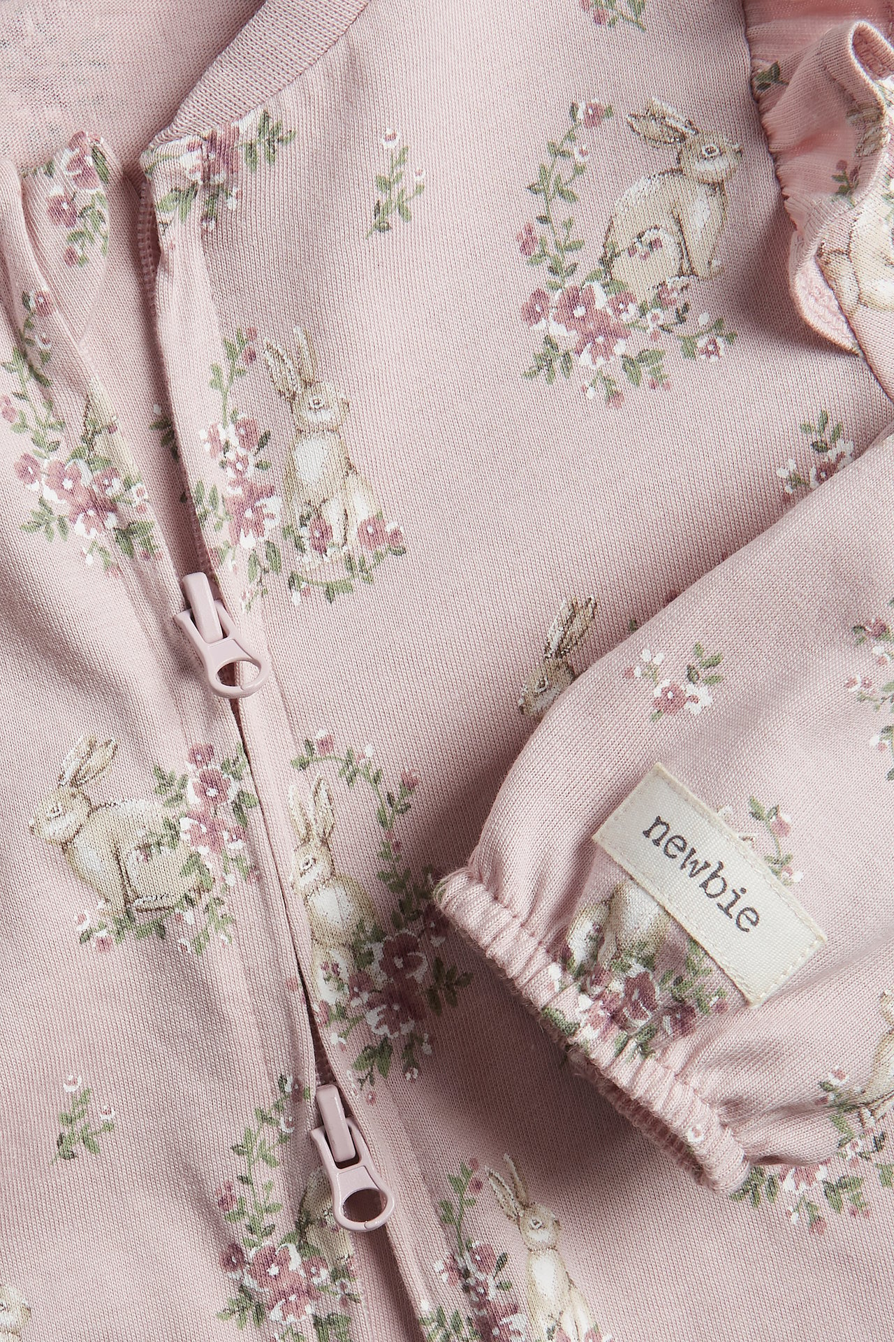 Blommig pyjamas med volang - Rosa - 2