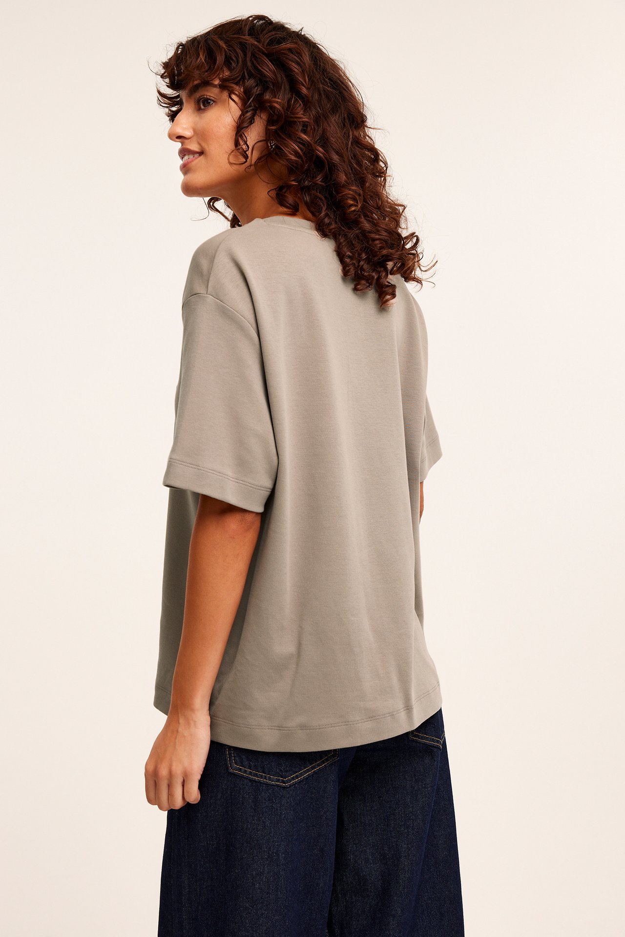 Oversized t-skjorte - Mørk beige - 5