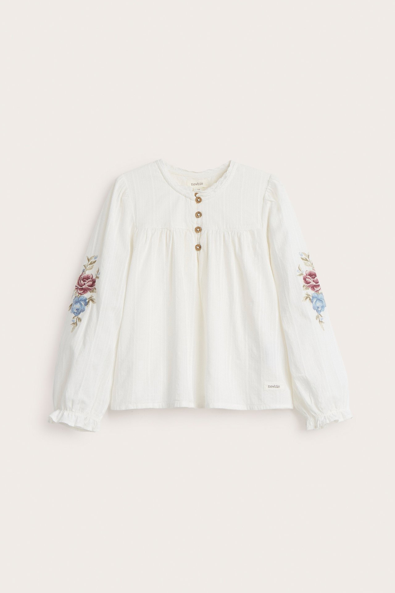 Bluse med blomstrete puffermer - Offwhite - 2