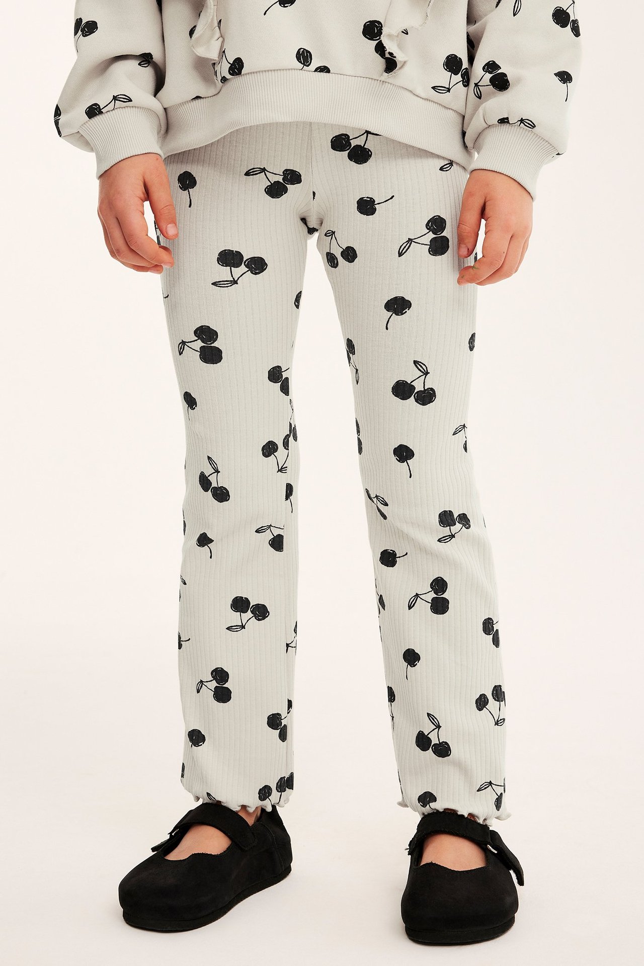 Ribbade utsvängda leggings