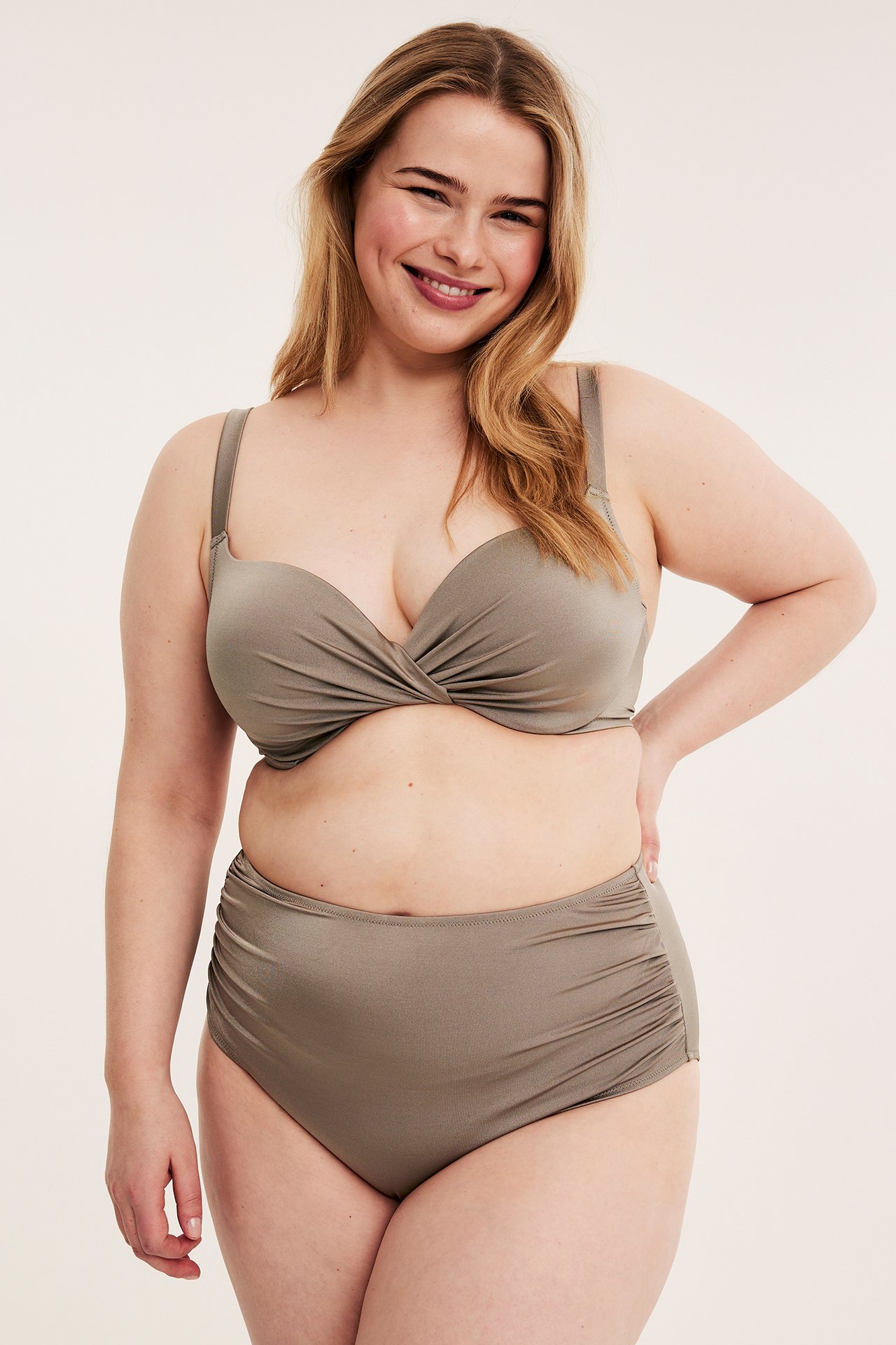 Bikinitruse med høy midje - Mørk beige - 1