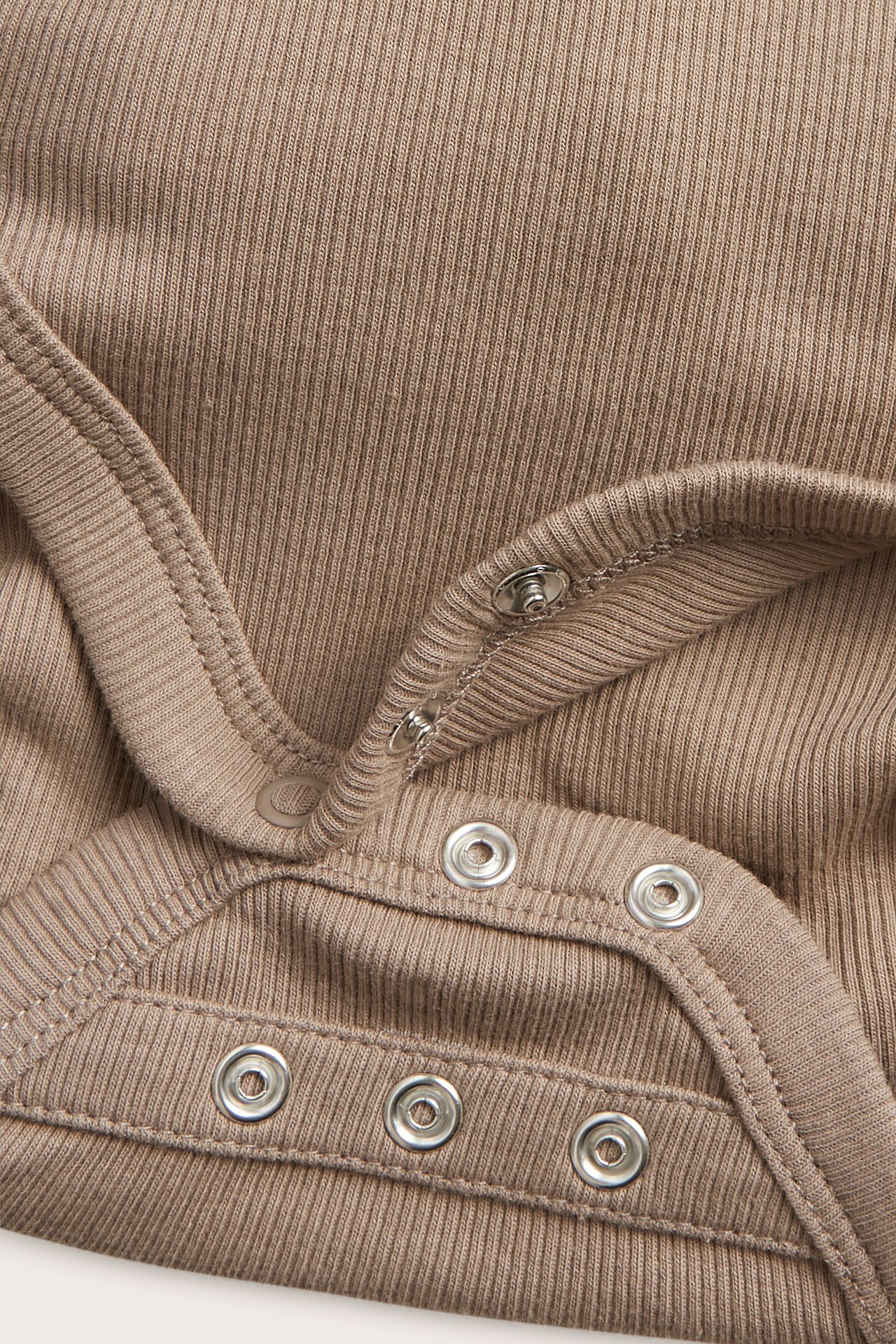 Ribbad body med brodyr - Beige - 1