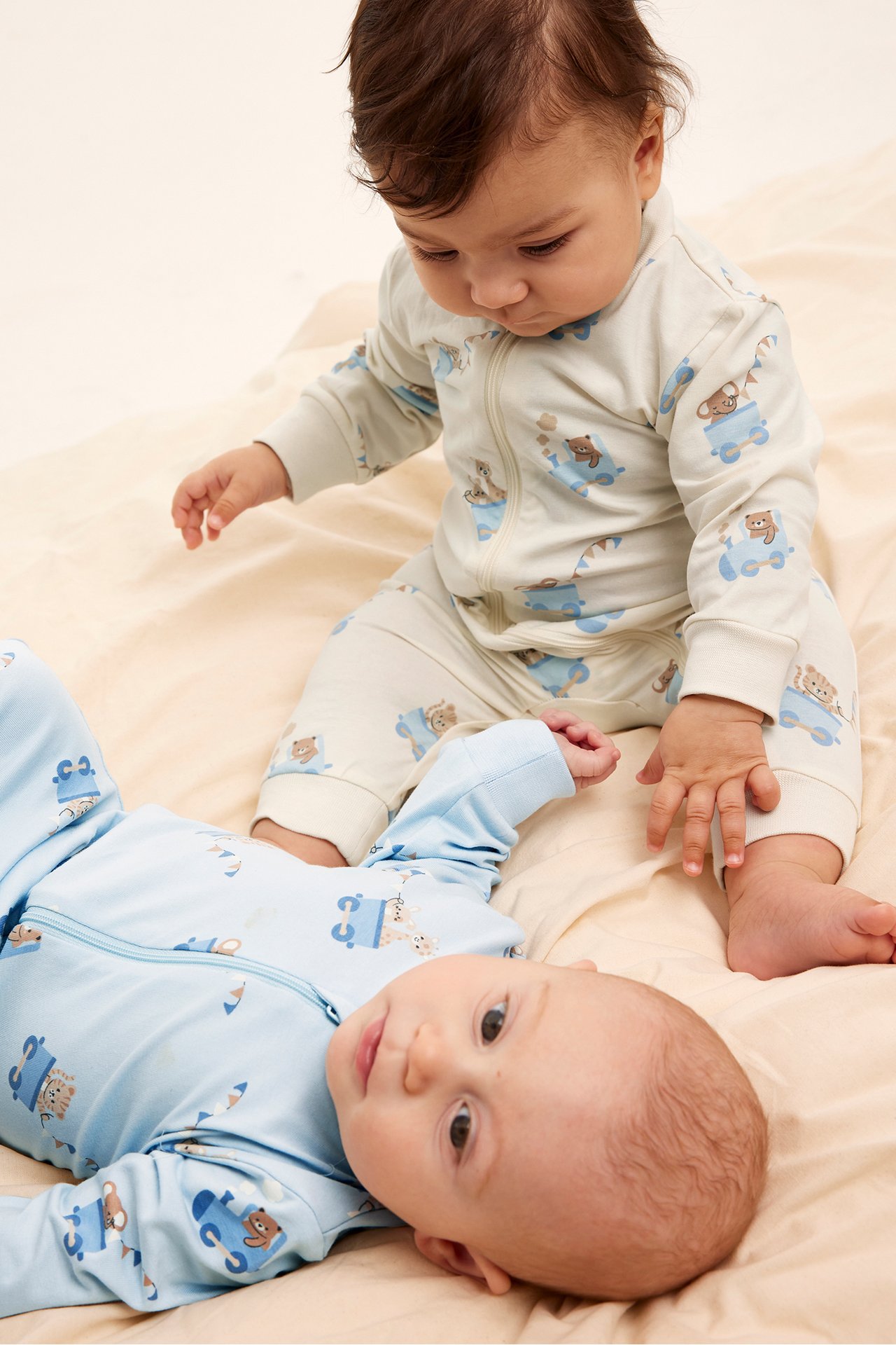 Eläinkuvioiset pyjamat 2-pack