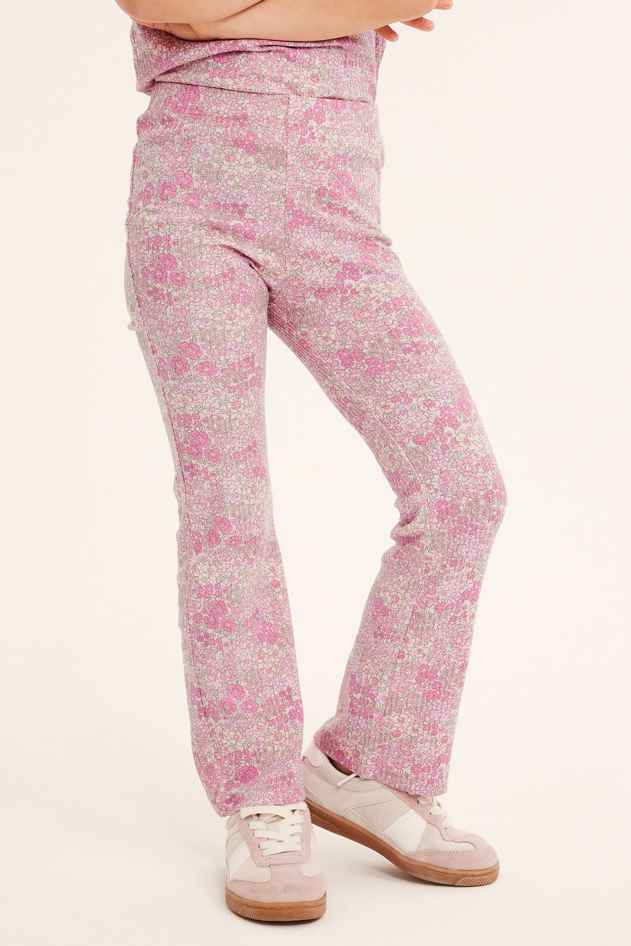 Blomstrete utsvingt leggings