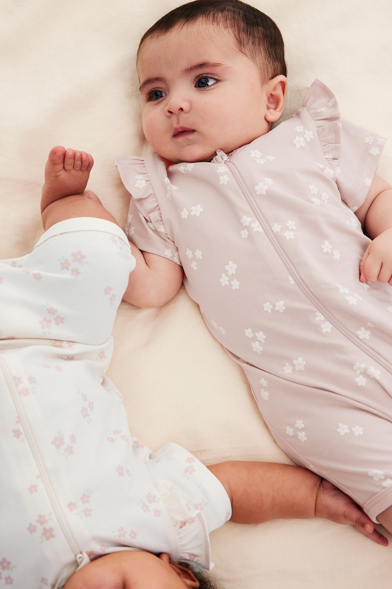 Pyjamas 2-pack med volang - Rosa - 4