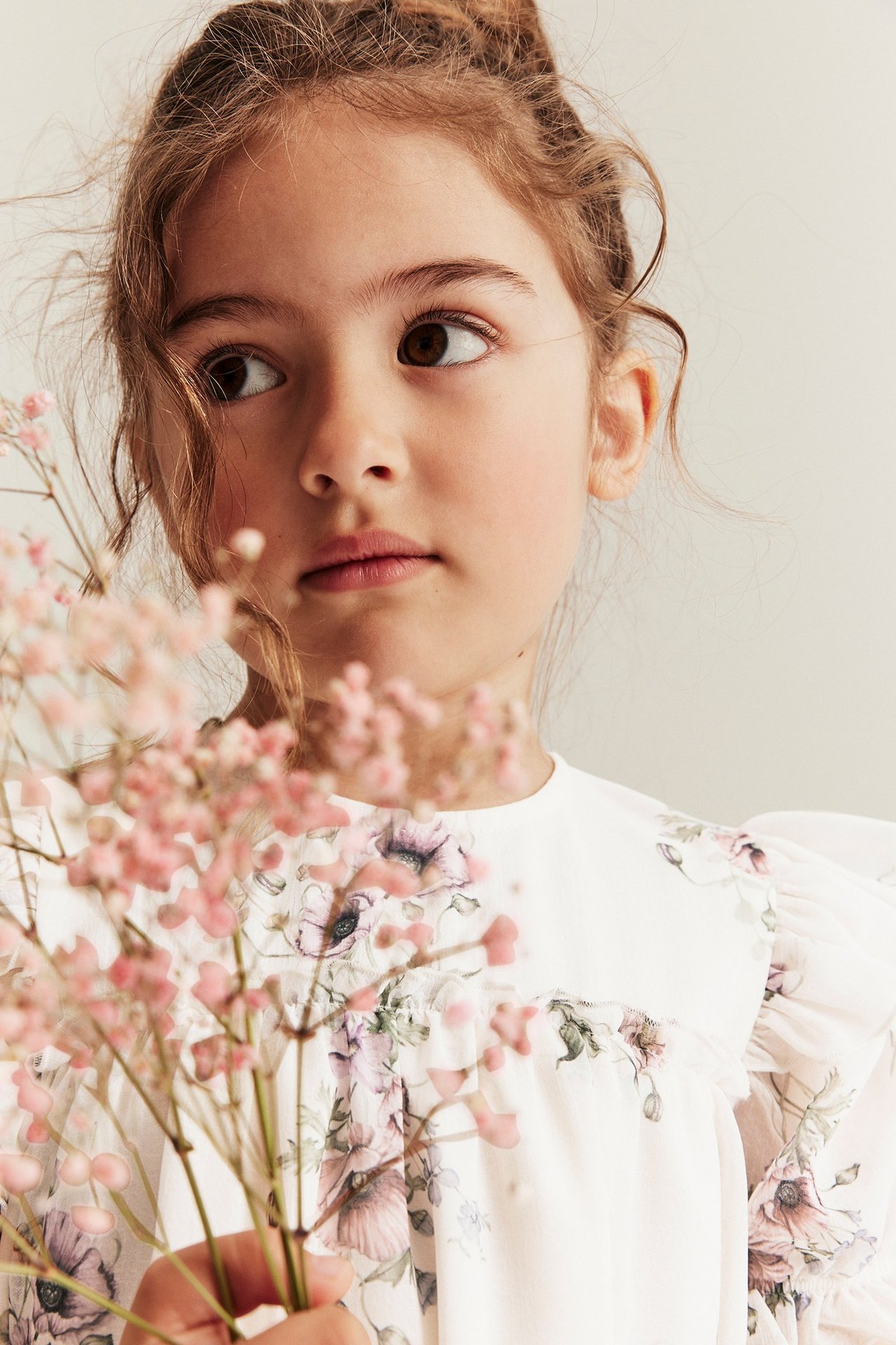 Chiffongklänning med blommor