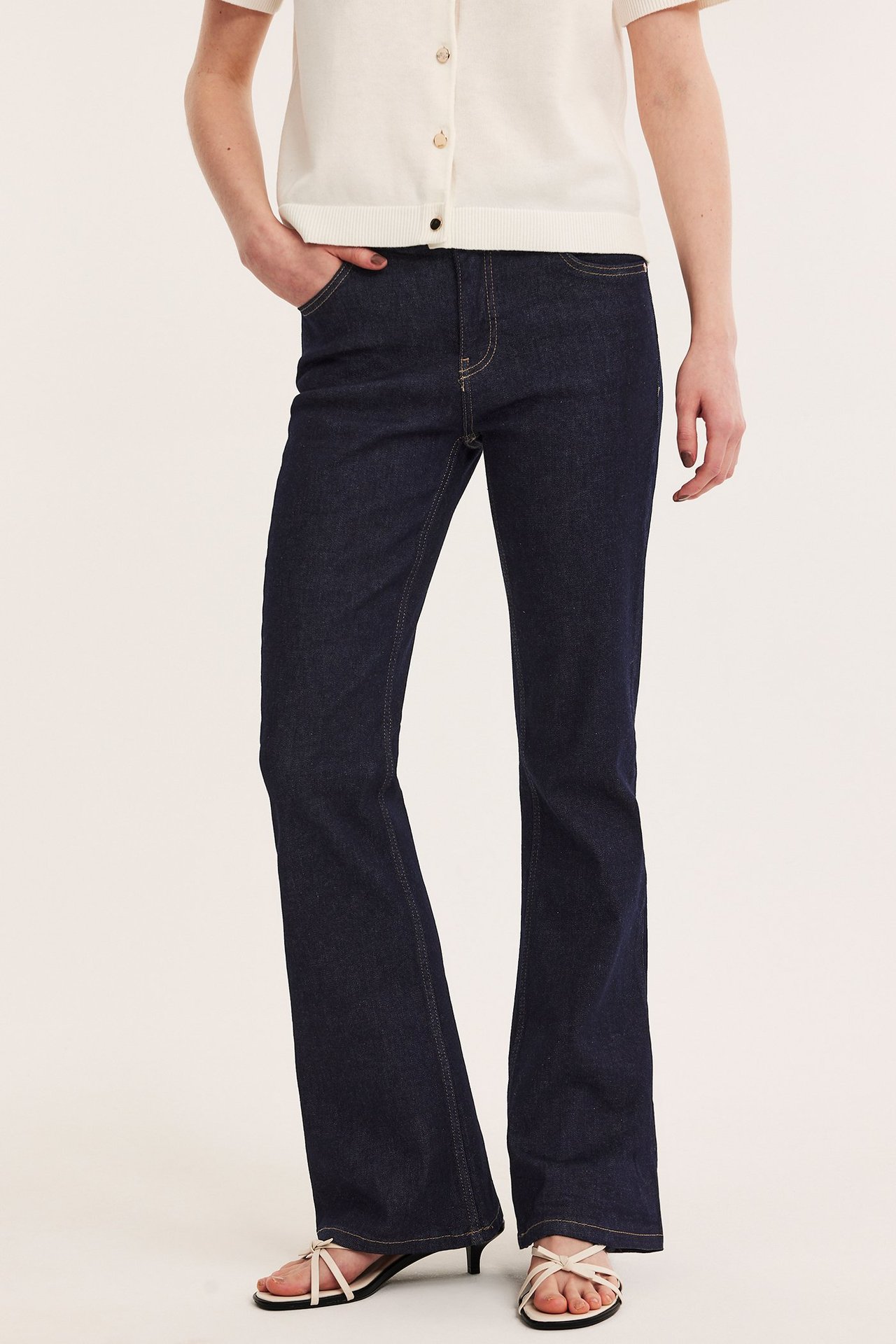 Flare Jeans Low Waist