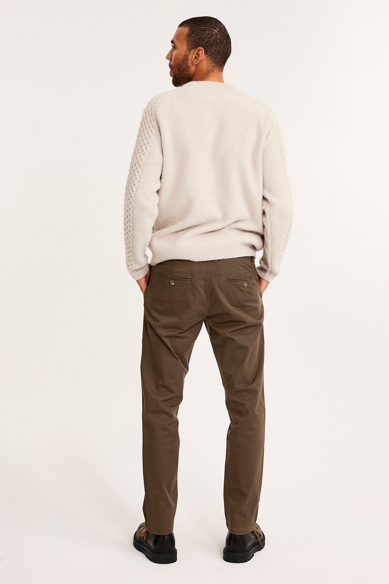 Spodnie chino regular fit - Brązowy - 6
