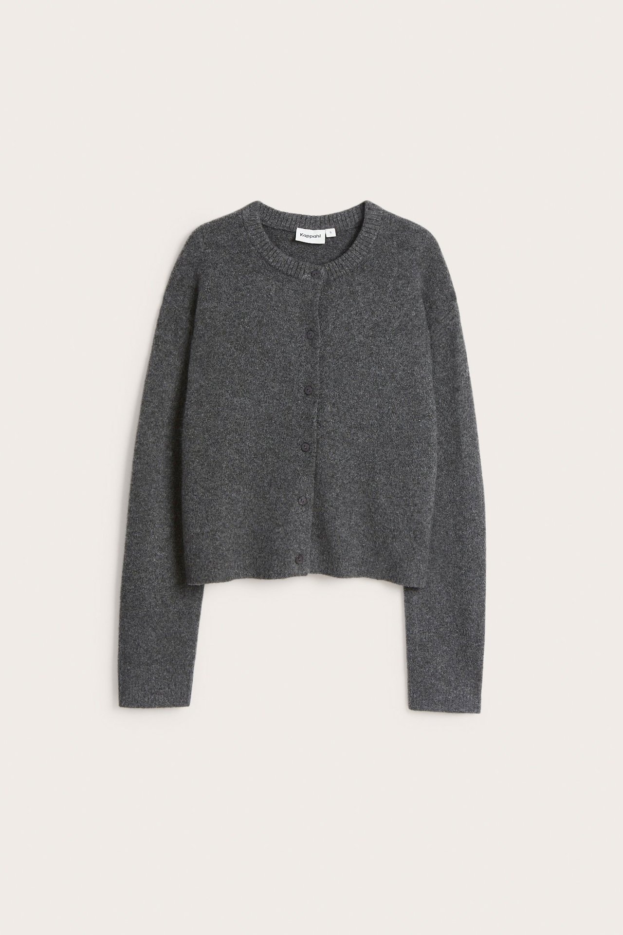 Finstrikket cardigan