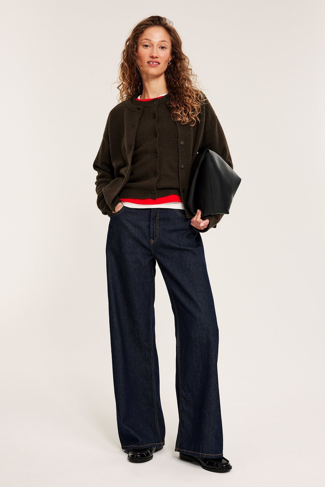 Finstrikket cardigan