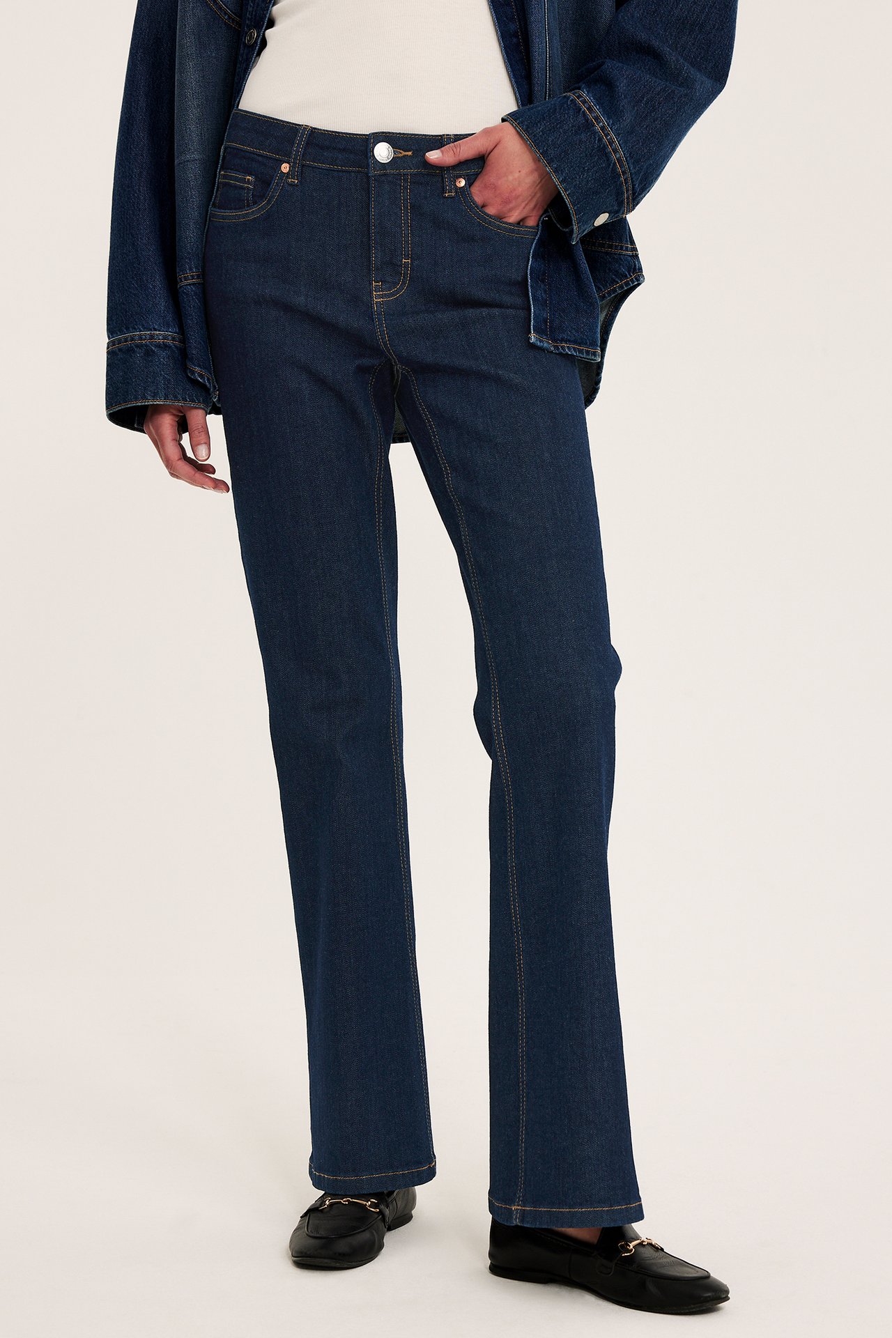 Flare Jeans Low Waist - Tumma denim - 7