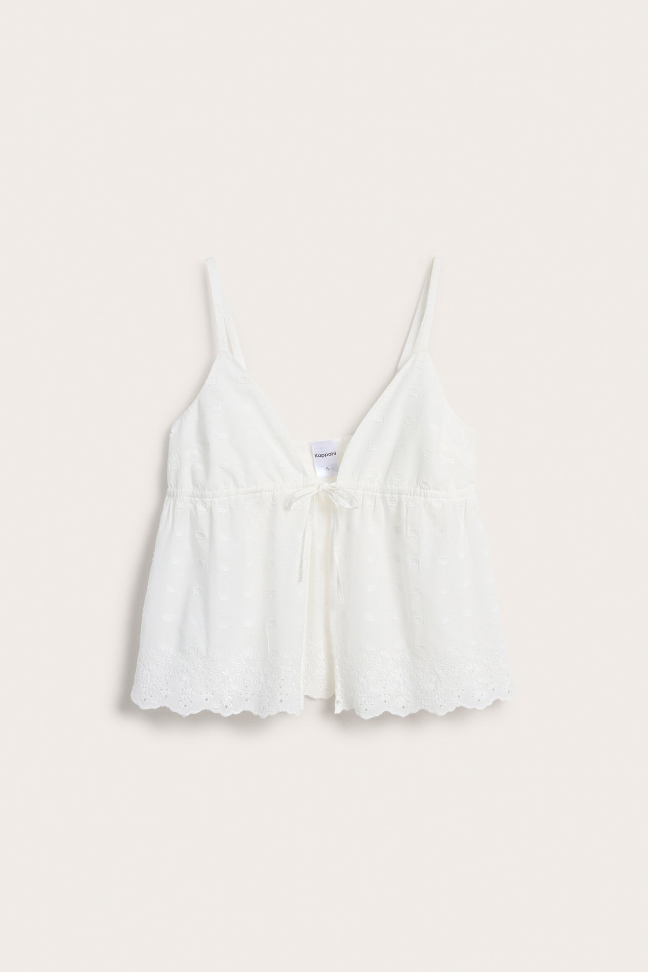 Pyjamatoppi, jossa englantilaista kirjontaa