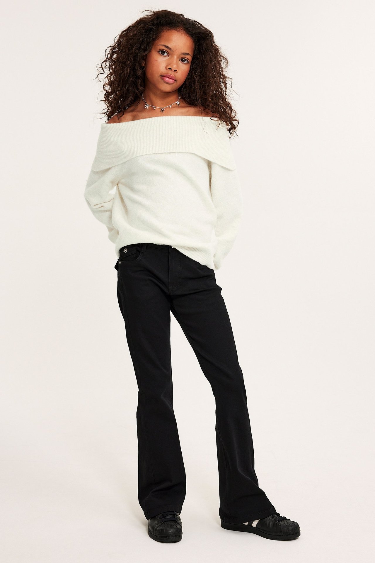Strikket off shoulder-topp