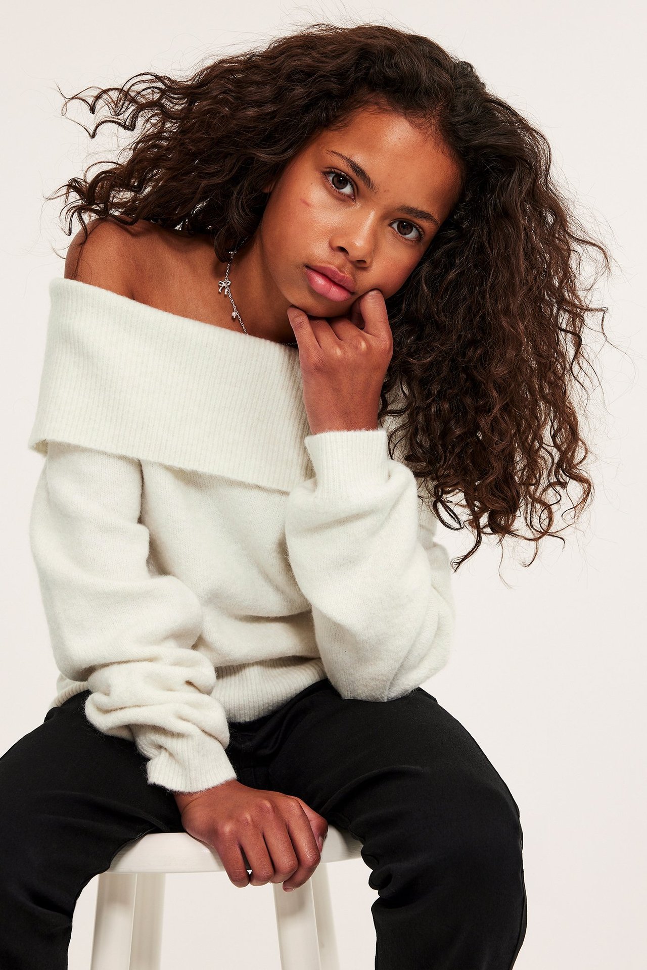 Strikket off shoulder-topp
