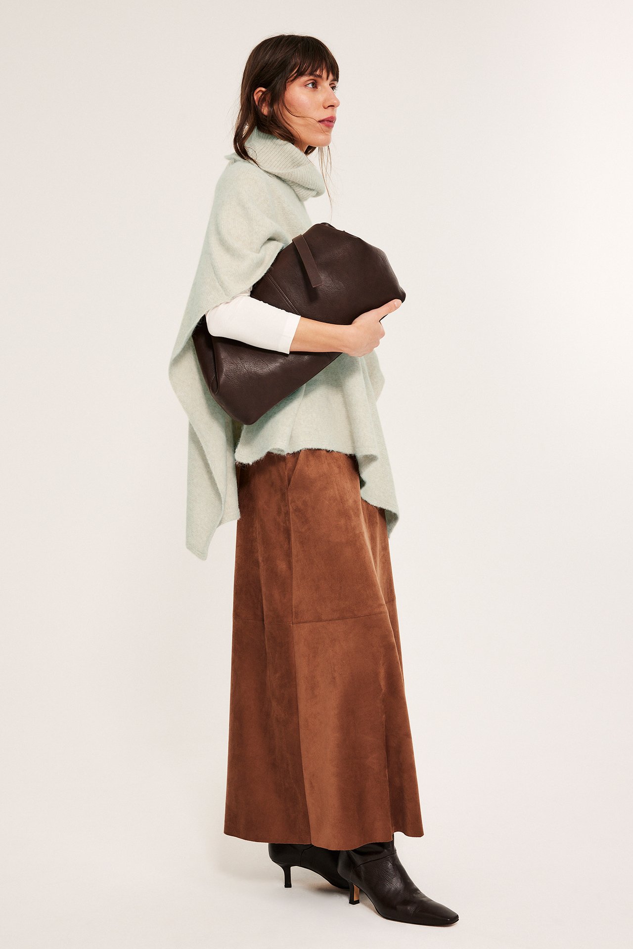 Poncho med polokrage