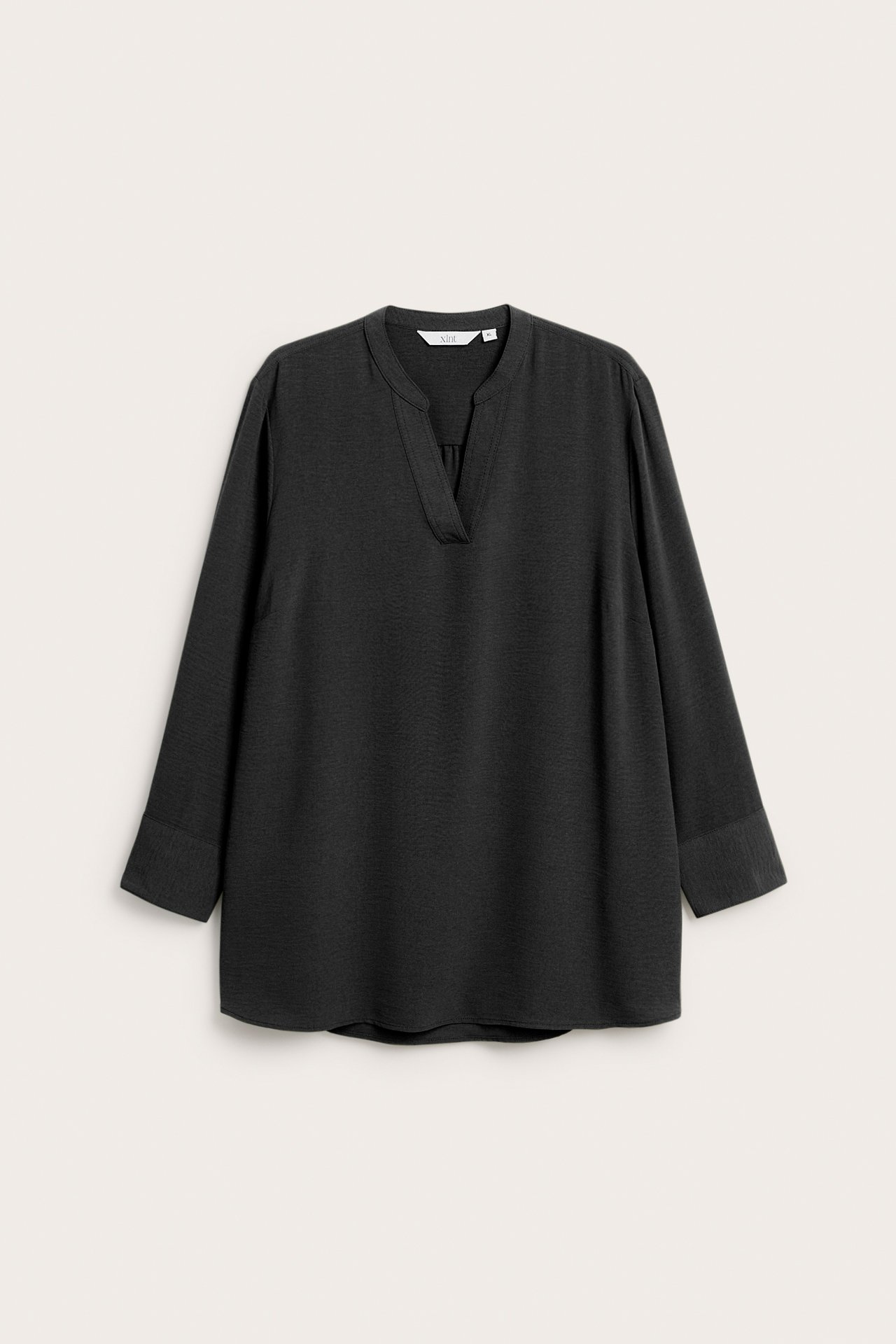Blus med v-ringning