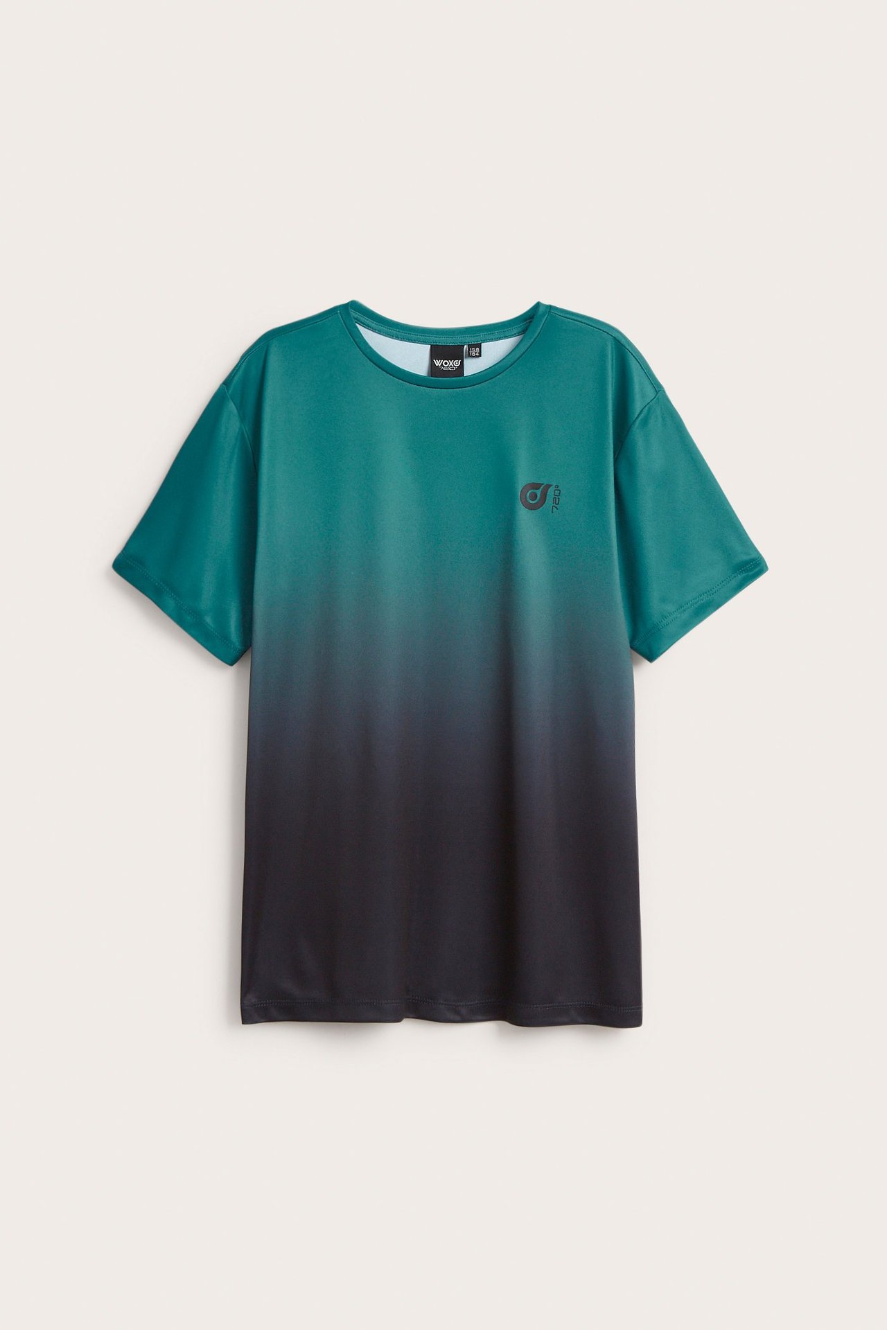 Widok z przodu: luźny zielono-ciemnoszary t-shirt treningowy dip-dye z poliestru z małym nadrukiem.