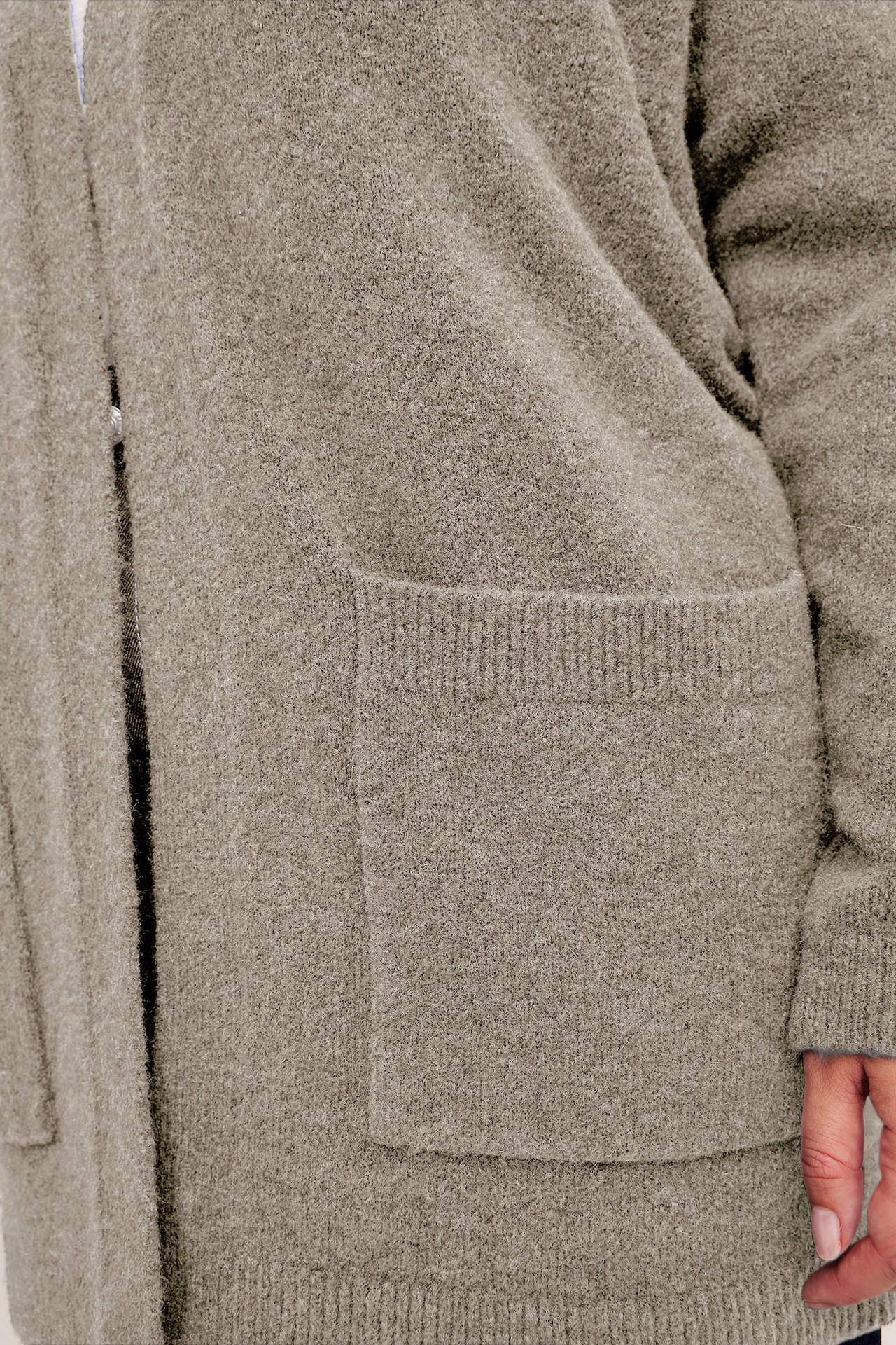 Lång stickad kofta - Melerad beige - 4