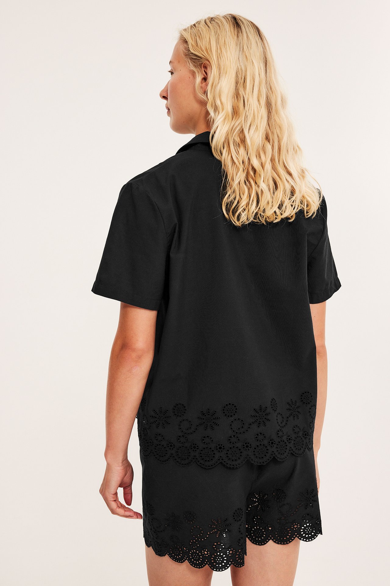 Pyjama, jossa brodeeraus - Musta - 178cm / Storlek: S - 5
