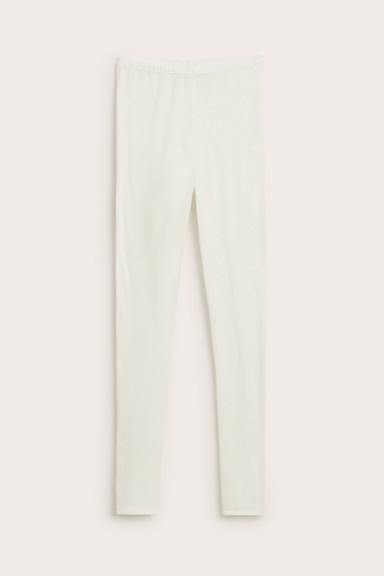 Forfra, hvite heldekkende leggings.