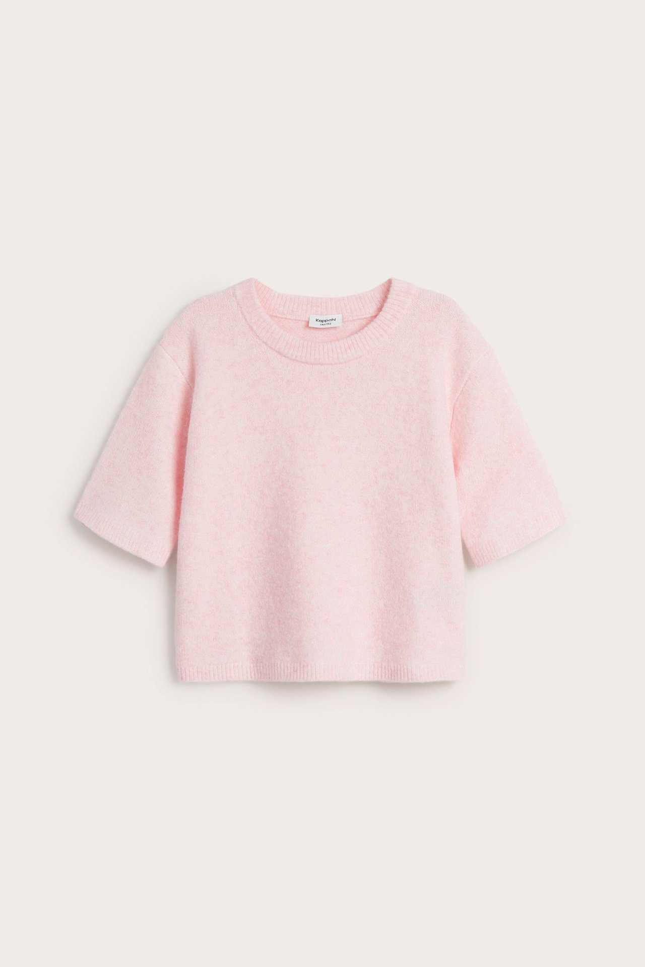 Framsida av en ljusrosa melerad finstickad kortärmad tröja med rund hals.
