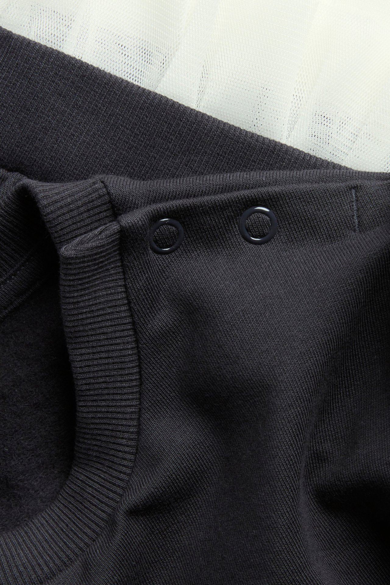 Bluza z falbaną