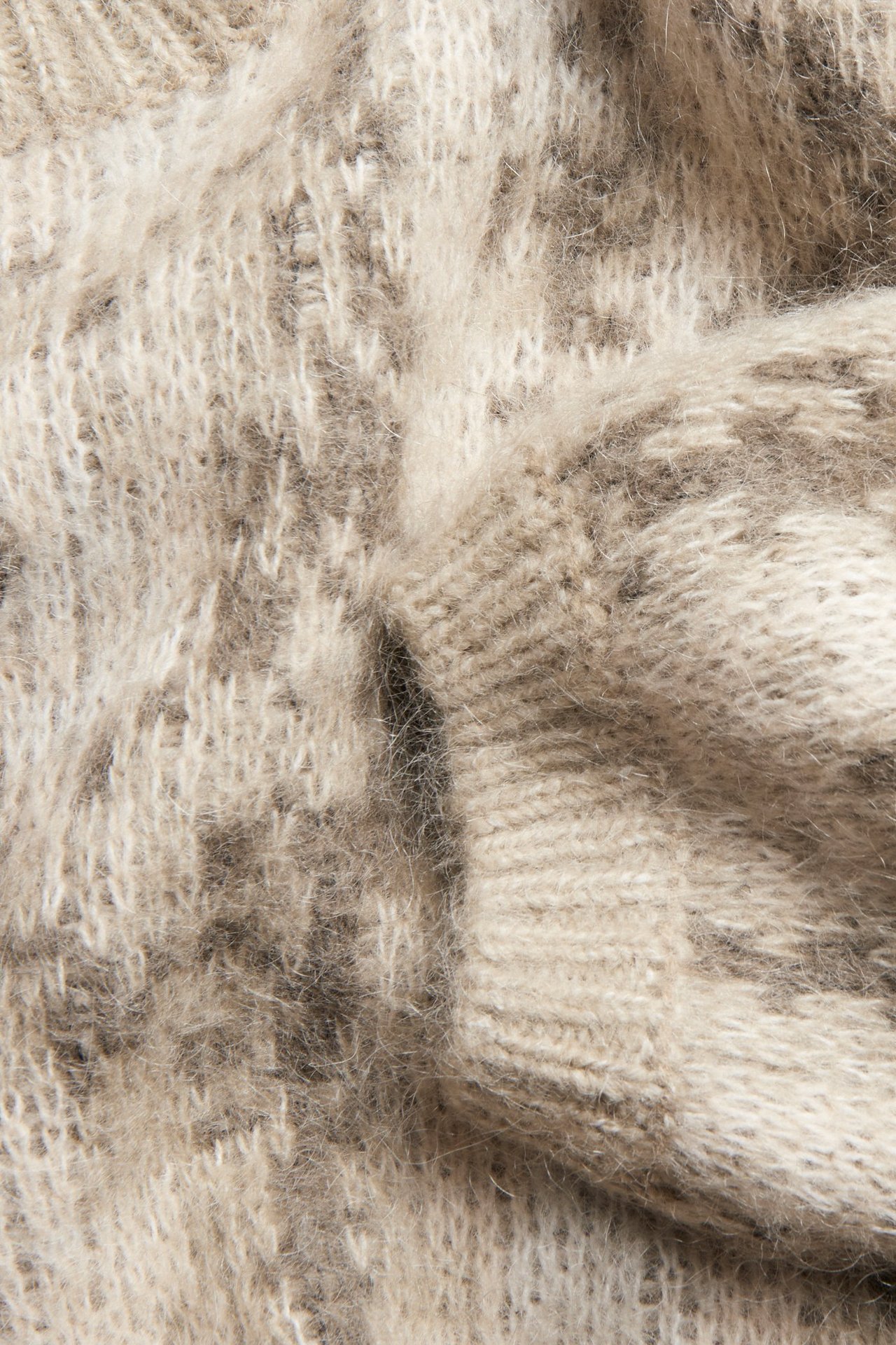 Dzianinowy sweter