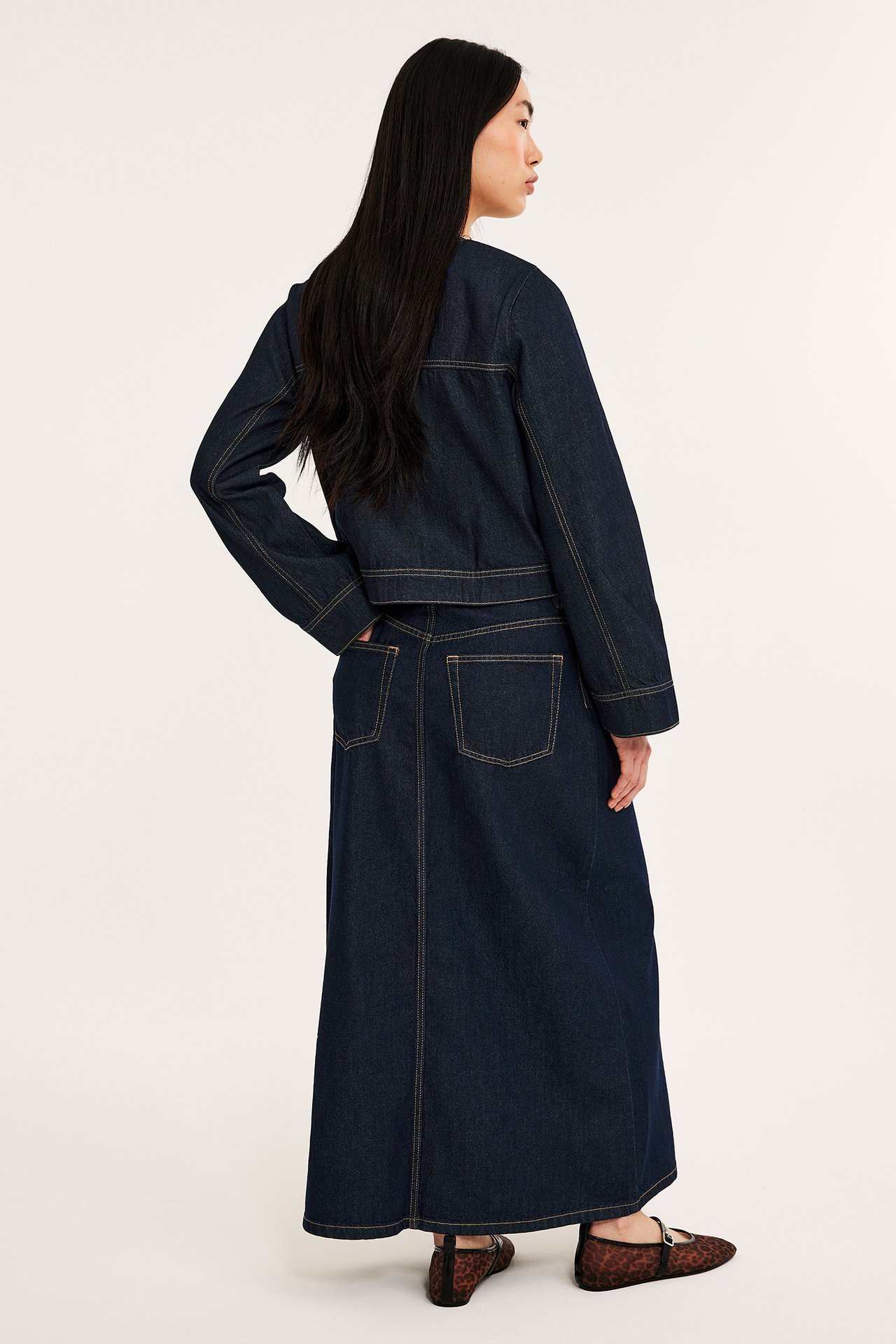 Pitkä kietaisumallinen farkkuhame - Tumma denim - 6