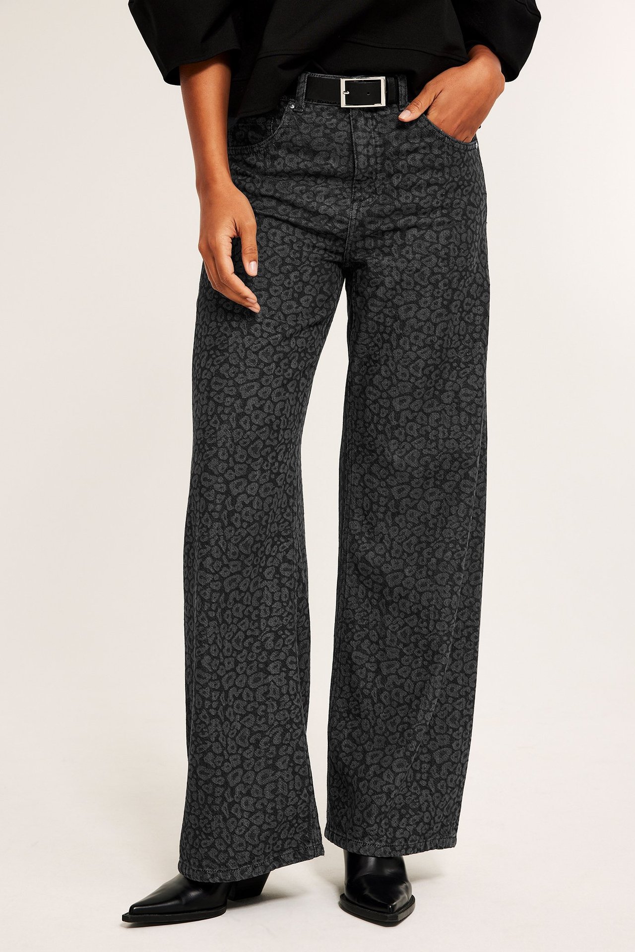 Wide jeans high waist