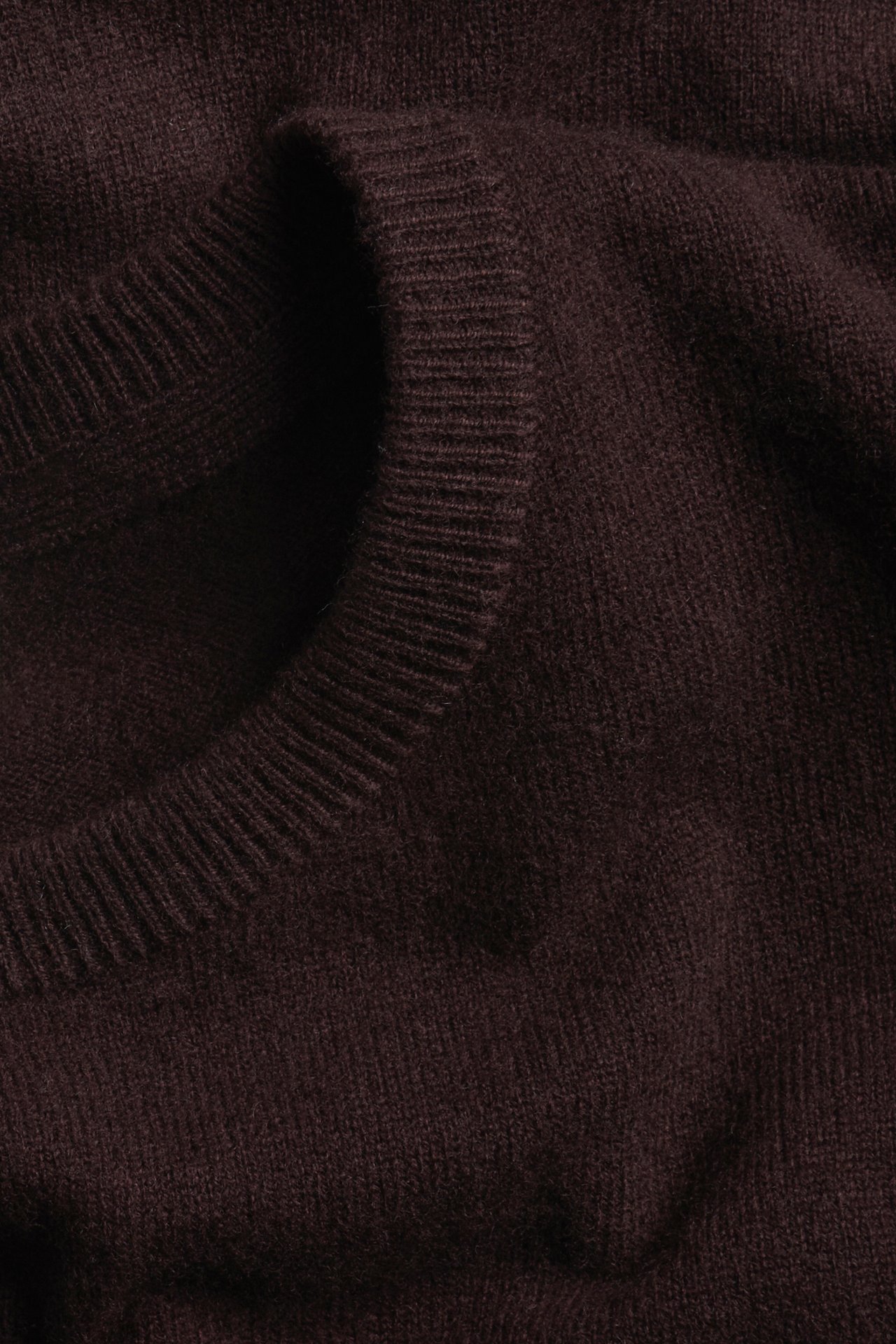 Sweter z wełny