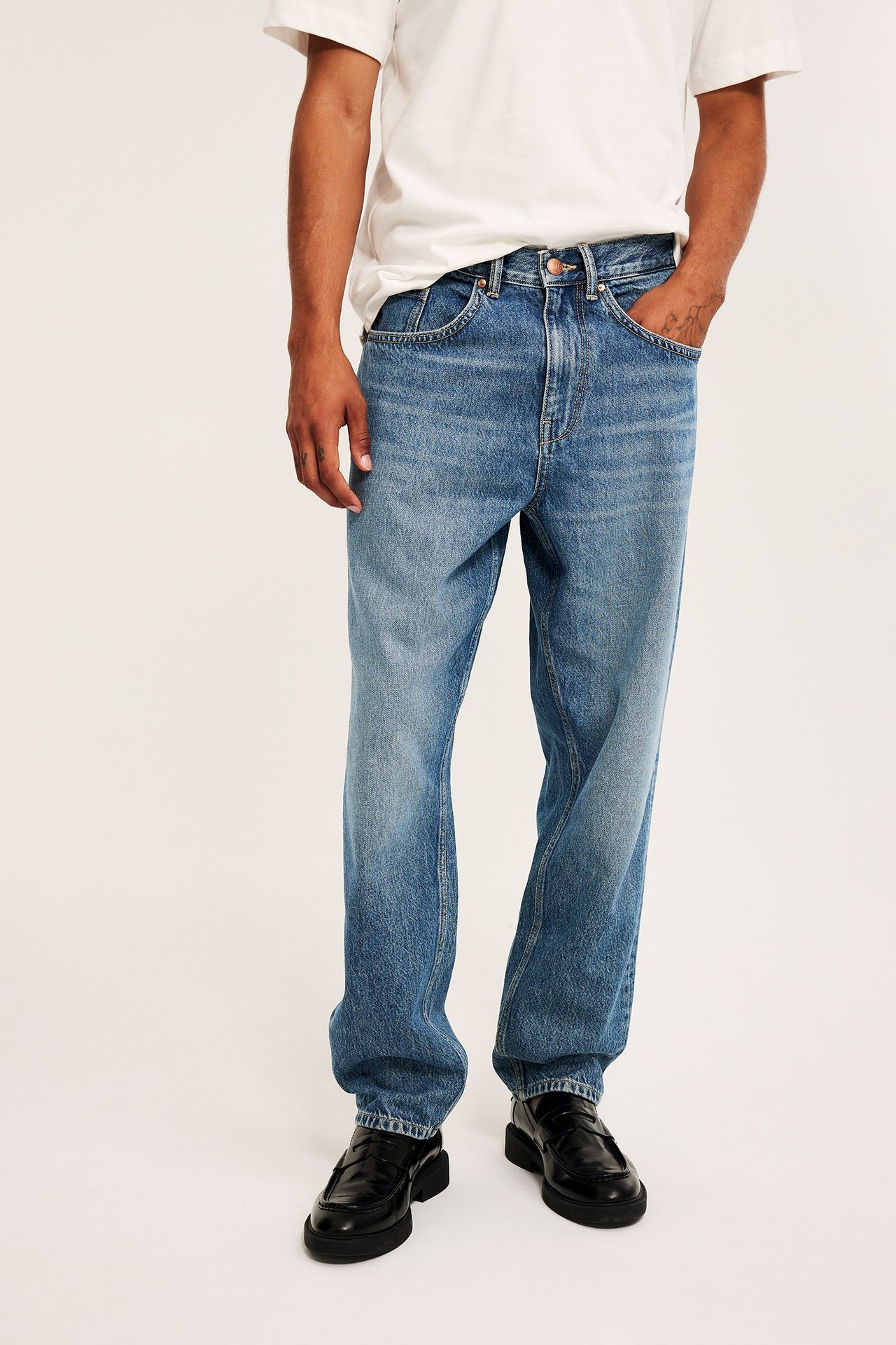 Loose fit jeans