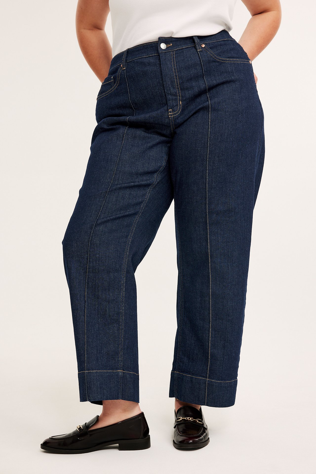 Jeans barrel fit