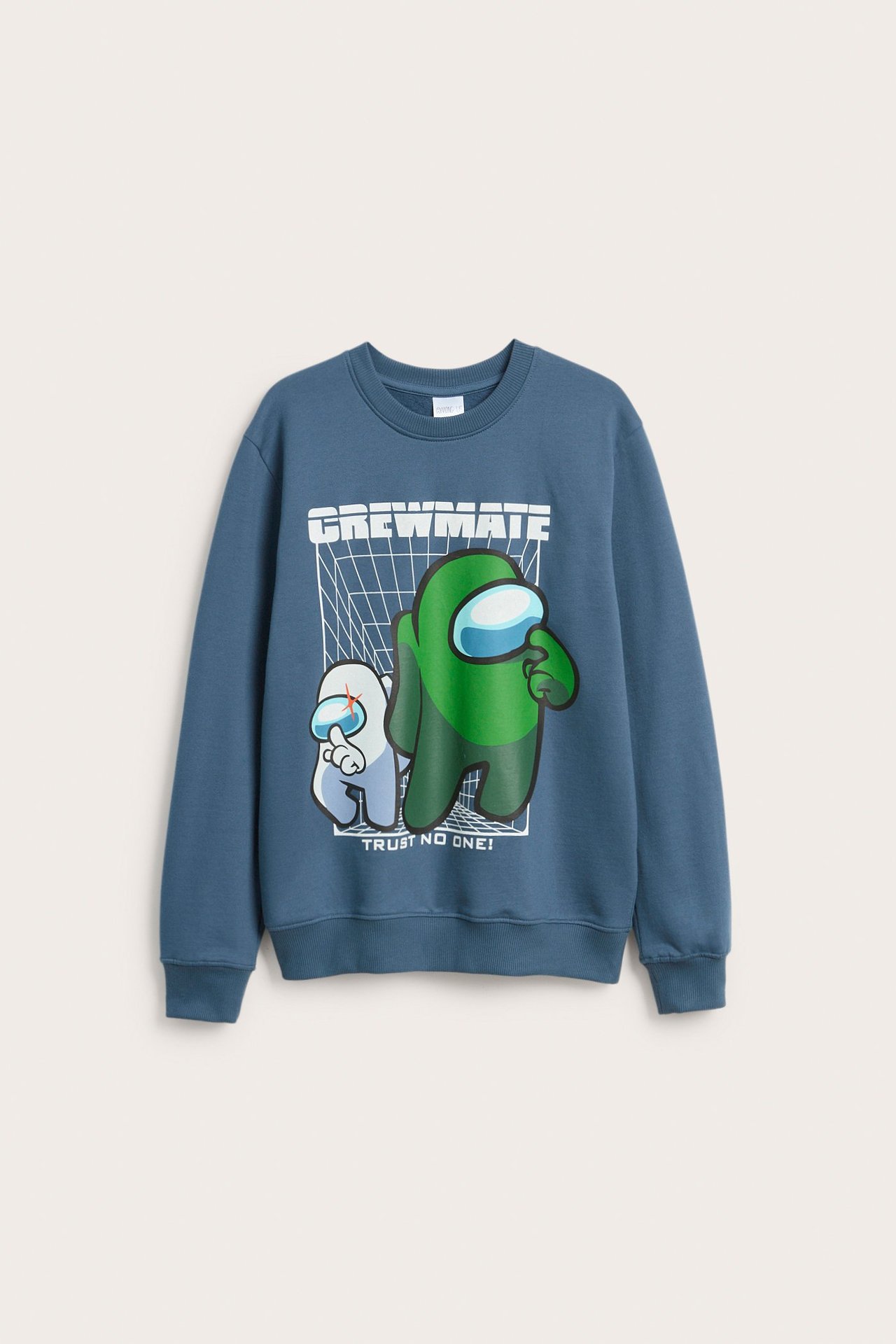 Widok z przodu niebieskiej bawełnianej bluzy z dużym nadrukiem Among Us na przodzie.