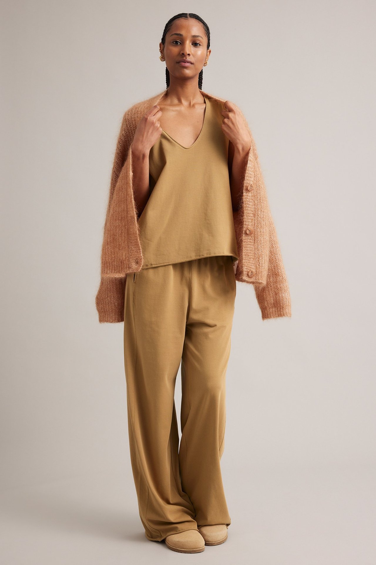 Raka joggers loungewear