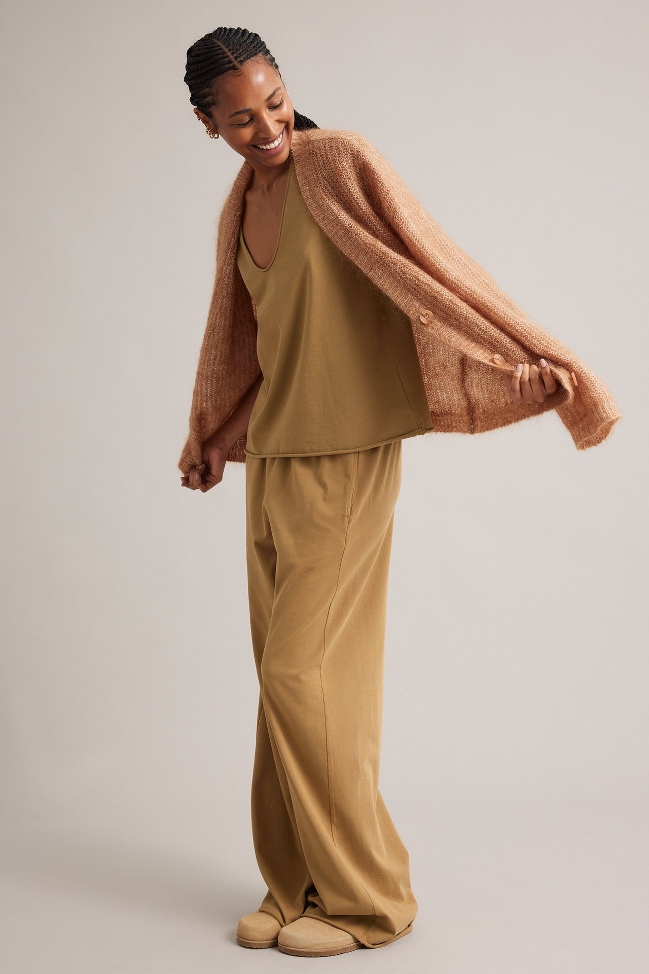 Raka joggers loungewear