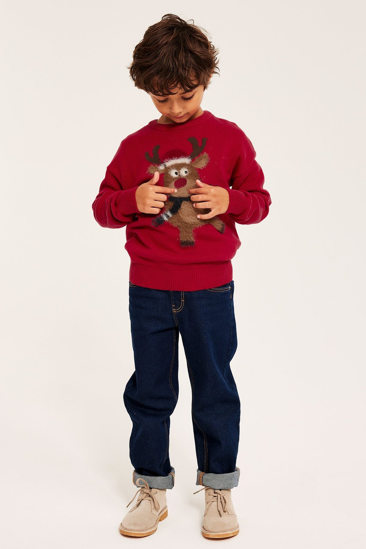 Barn, rød julegenser med reinsdyr-applikasjon, bomull, ribb i hals, ermer og bunn.