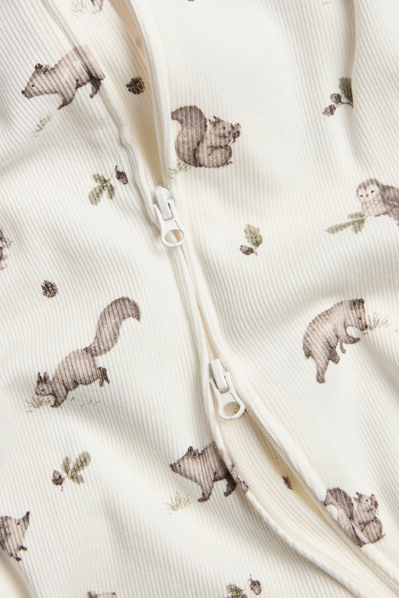 Babypyjamas med skogsmotiv - Offwhite - 1