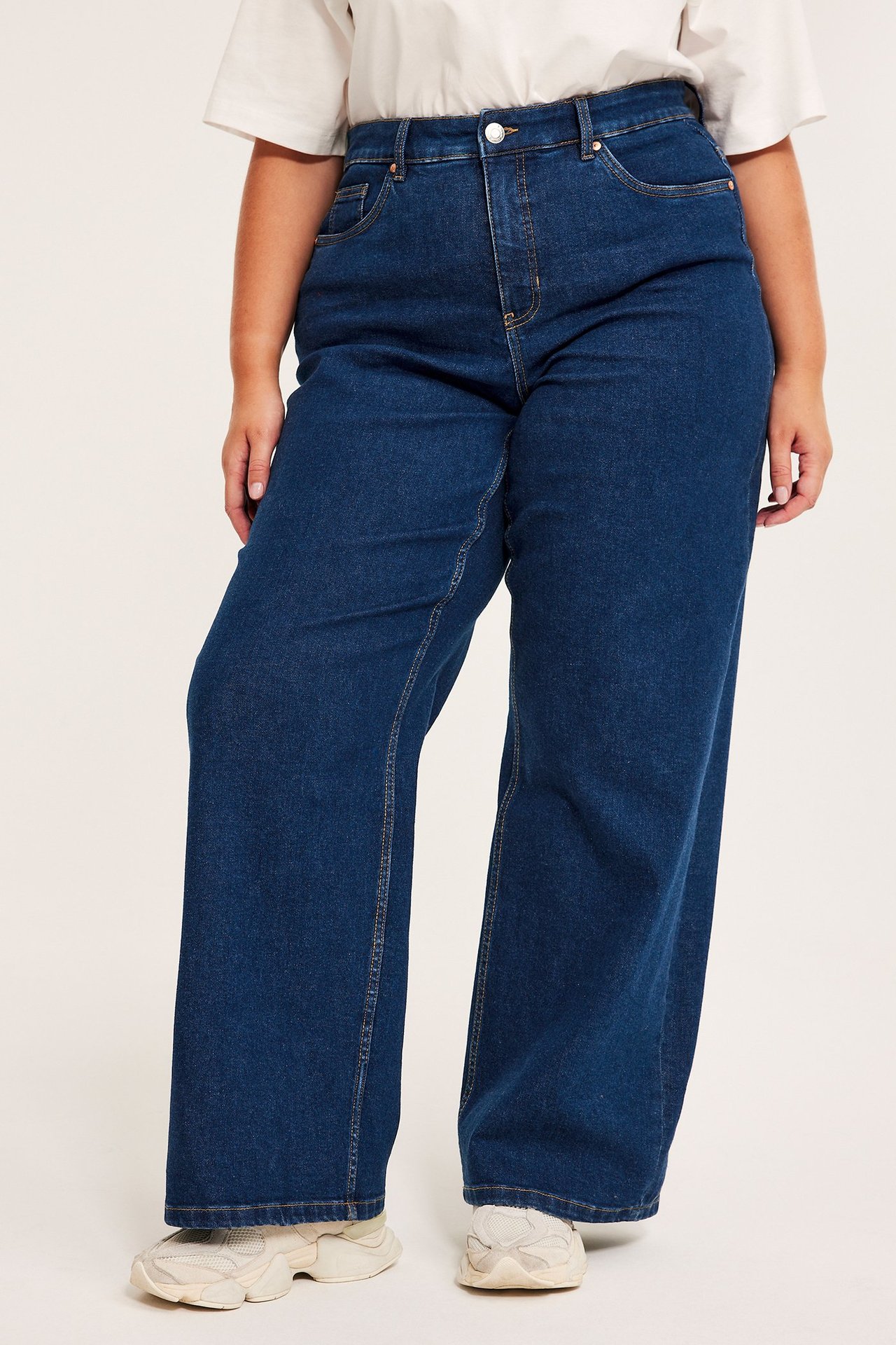 Straight jeans high waist