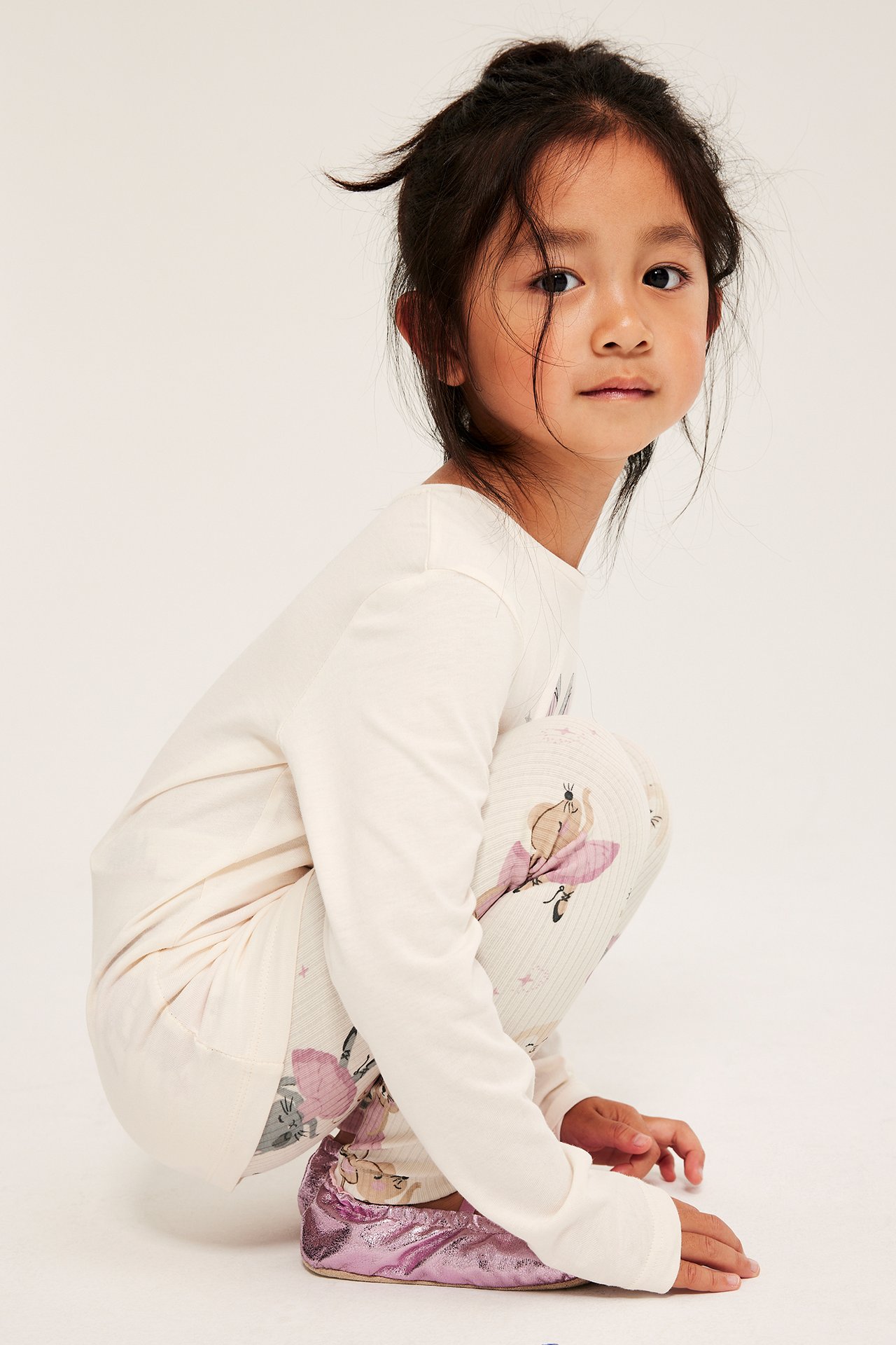 Kuvioidut ribatut leggingsit
